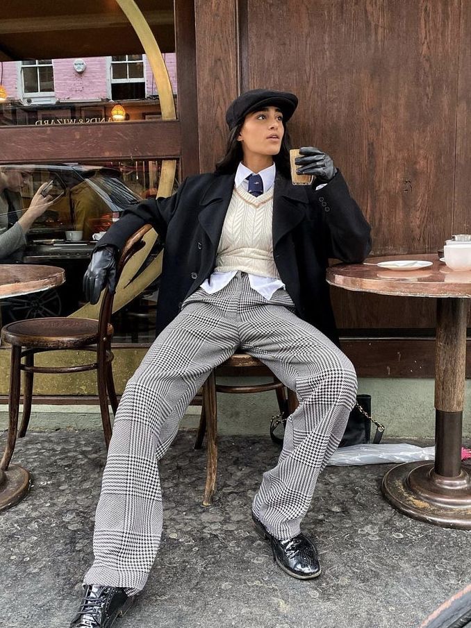 Maison Margiela Heavy Wool Beret Black, Supreme x Kangol Ventair Logo 504 Black - 22SS 착용 스타일 - 2