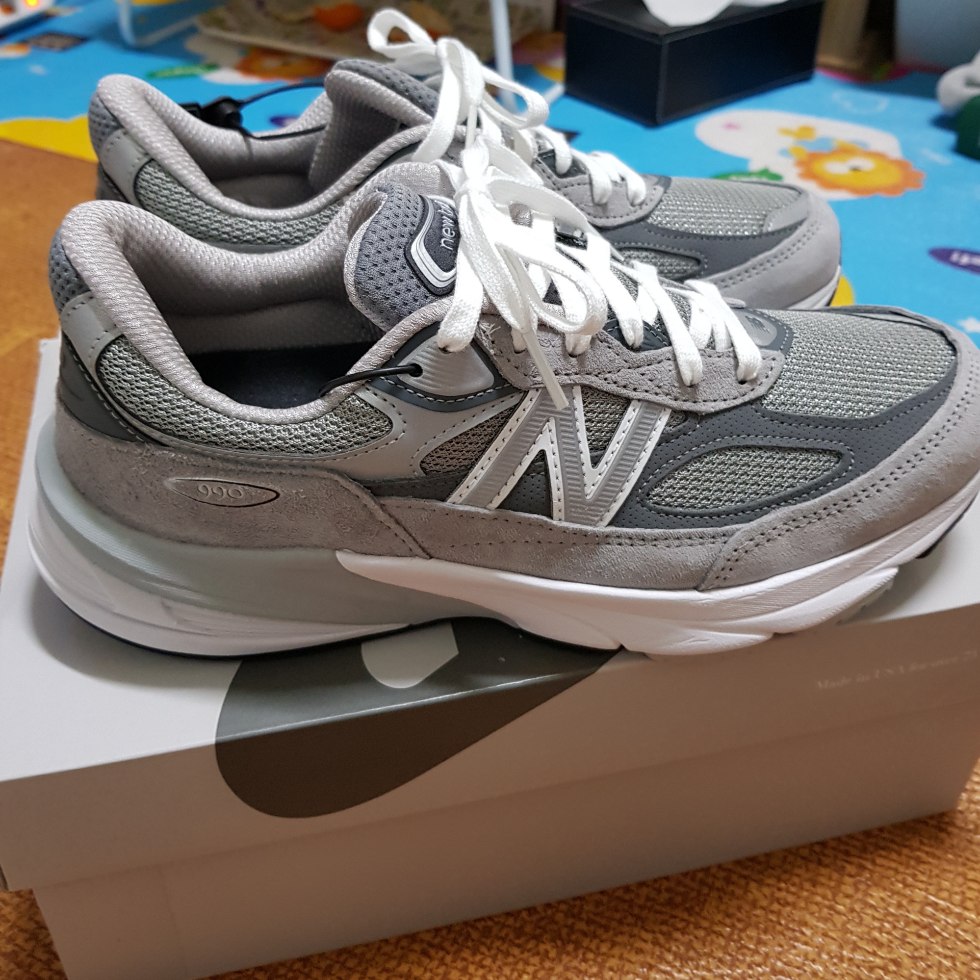 New Balance 990v6 Made in USA Grey - D Standard 착용 스타일 - 1