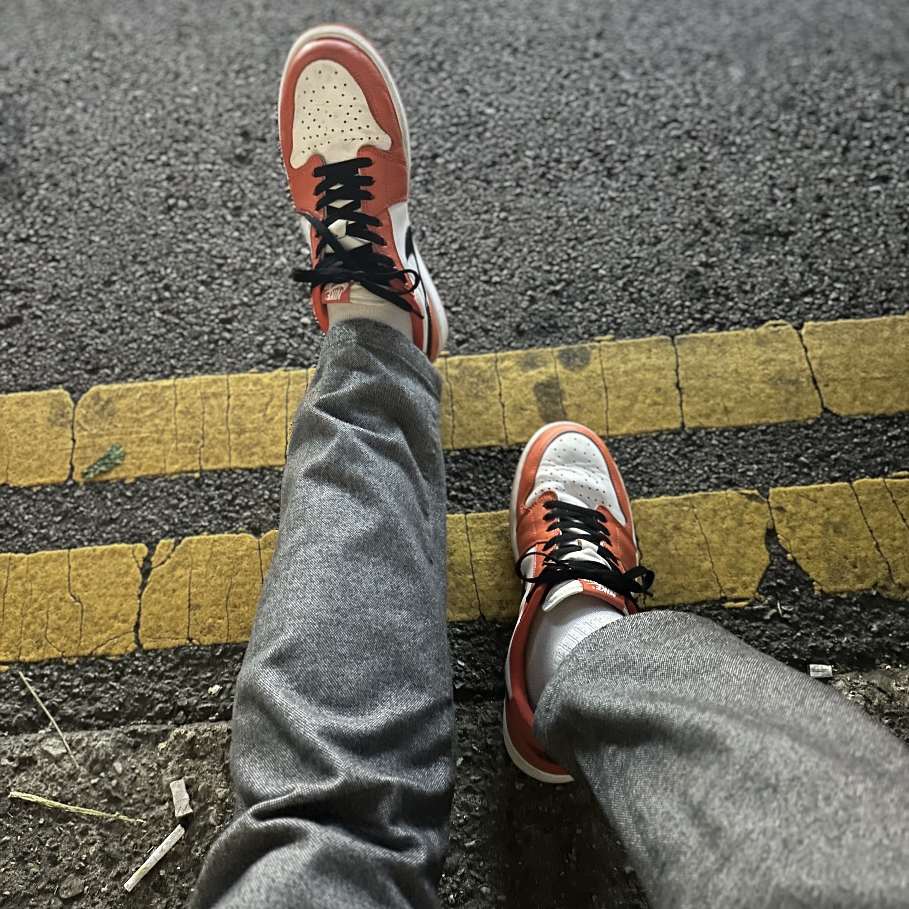 Jordan 1 Low OG Starfish 착용 스타일 - 1