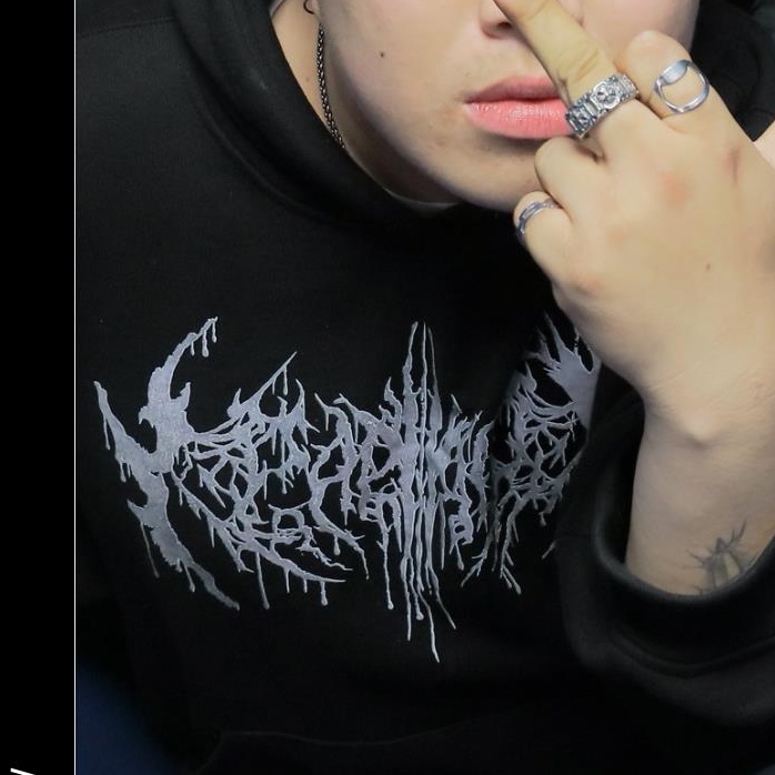 Ourpas 075 Glitter Logo Hoodie 착용 스타일 - 2