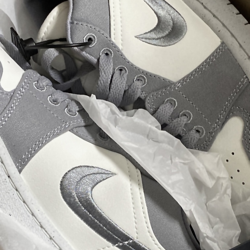 (W) Jordan 1 Low SE Light Steel Grey 착용 스타일