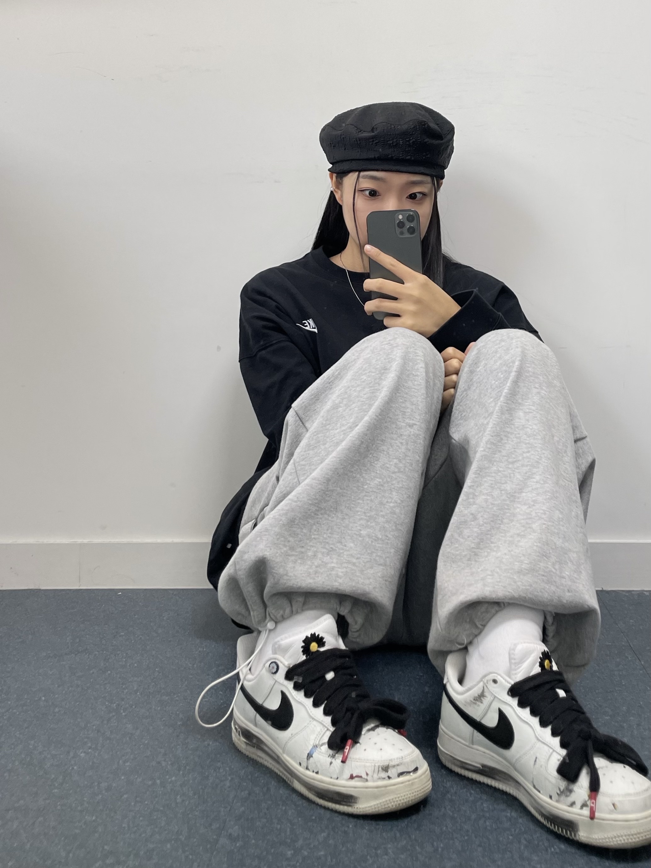 Nike x Peaceminusone Air Force 1 Low Para-Noise 2.0, Nike x Peaceminusone LS T-Shirt Black (DR0097-010) 착용 스타일 - 1