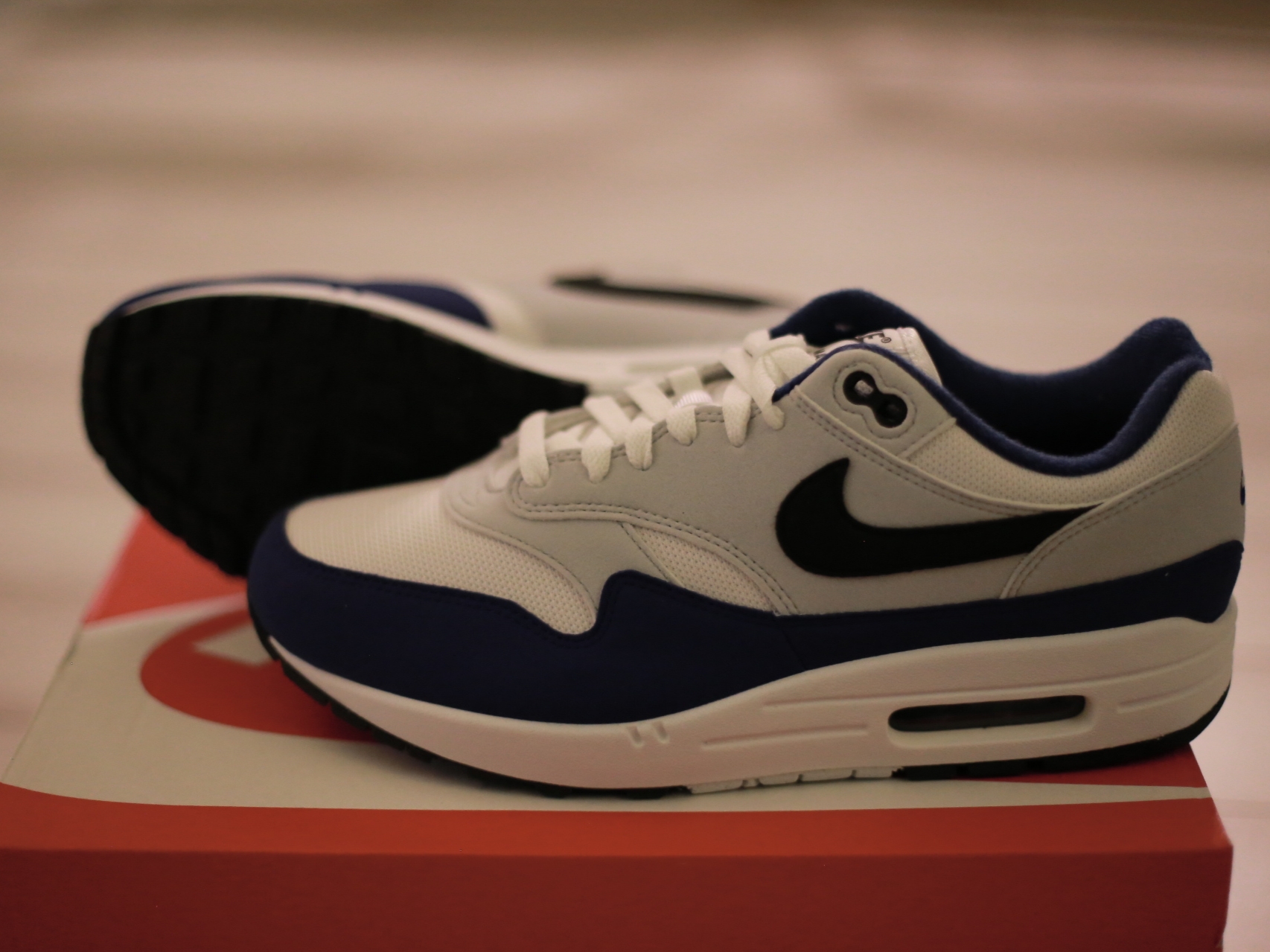 Nike Air Max 1 Deep Royal Blue 착용 스타일 - 4