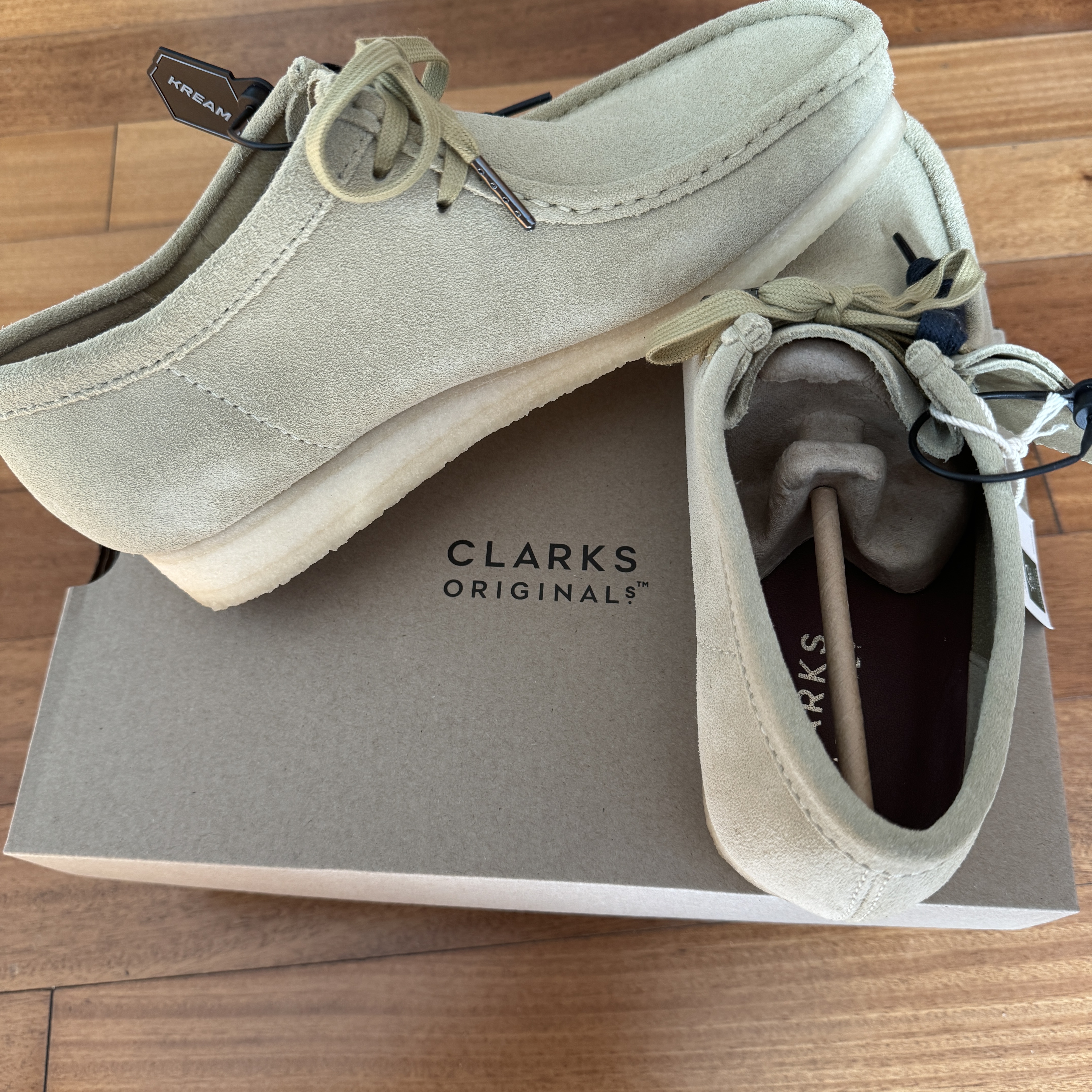 Clarks Wallabee Maple Suede 착용 스타일