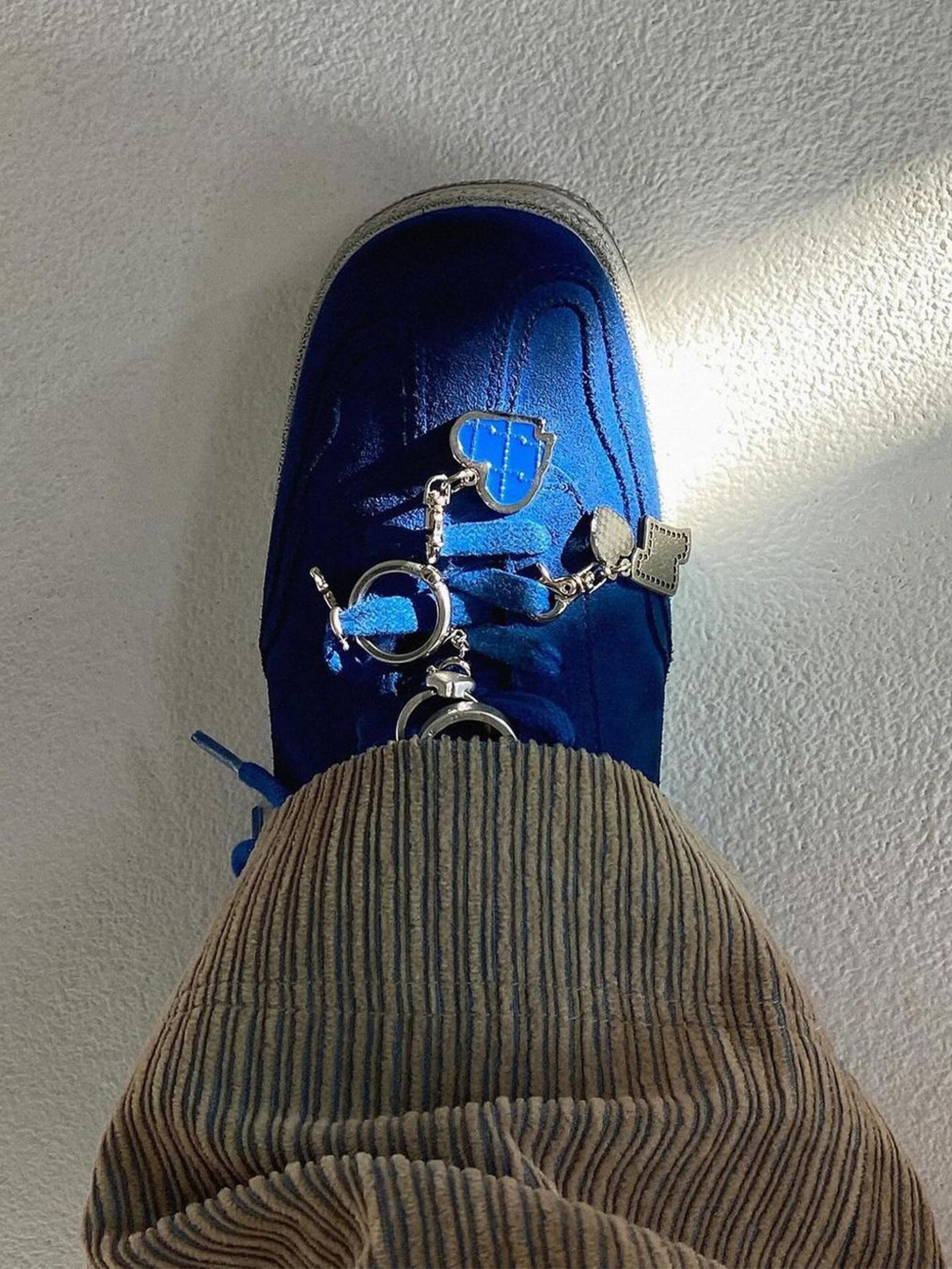 Ader Error Raff Z-Blue, Ader Error Raff Off White 착용 스타일 - 2
