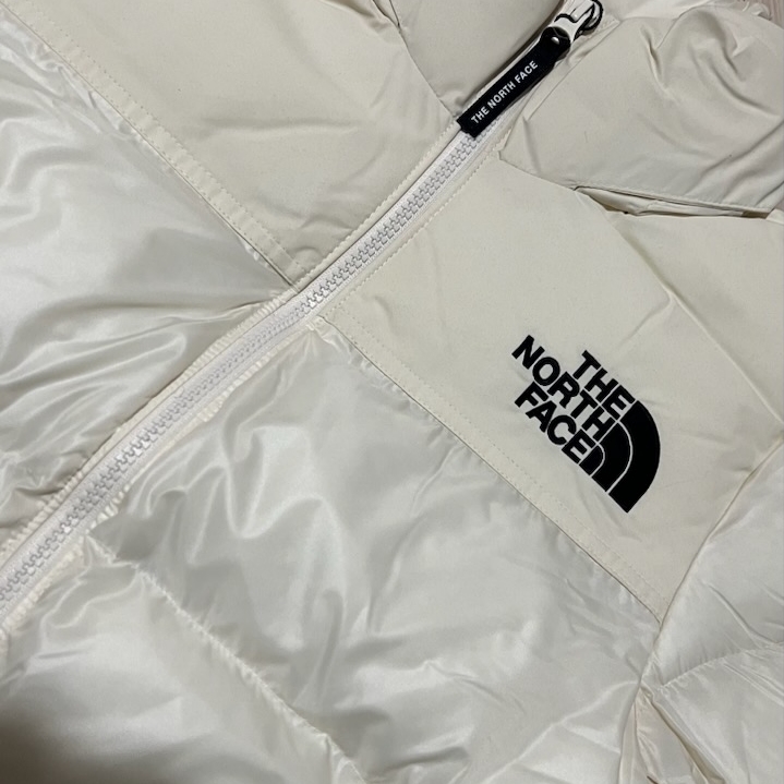 (W) The North Face Nuptse On Ball Jacket Ivory 착용 스타일