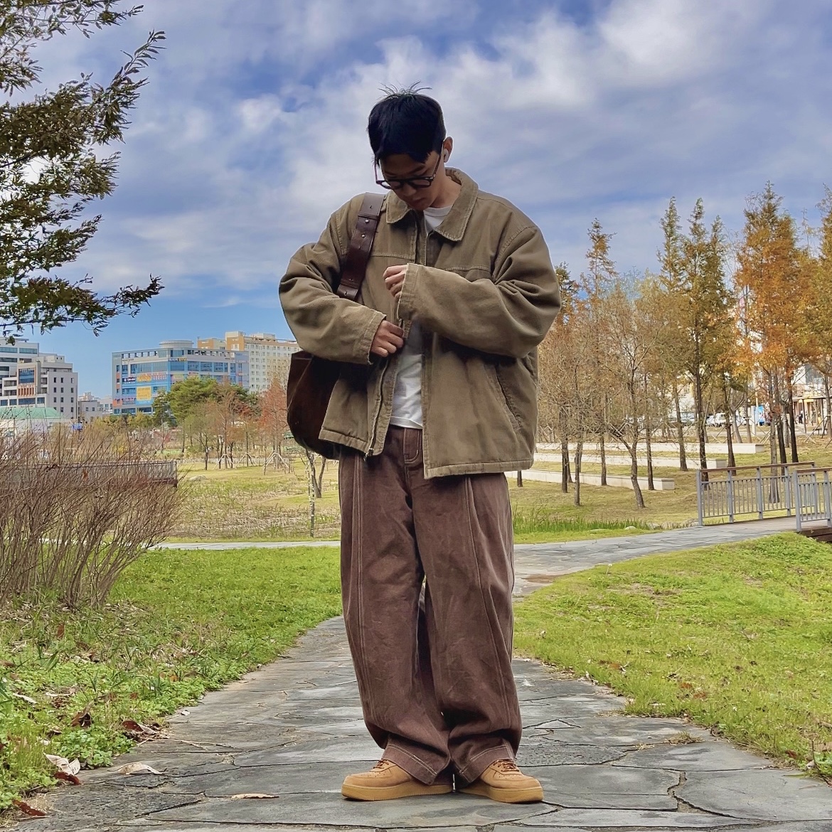 Nike Air Force 1 '07 WB Flax 착용 스타일 - 2