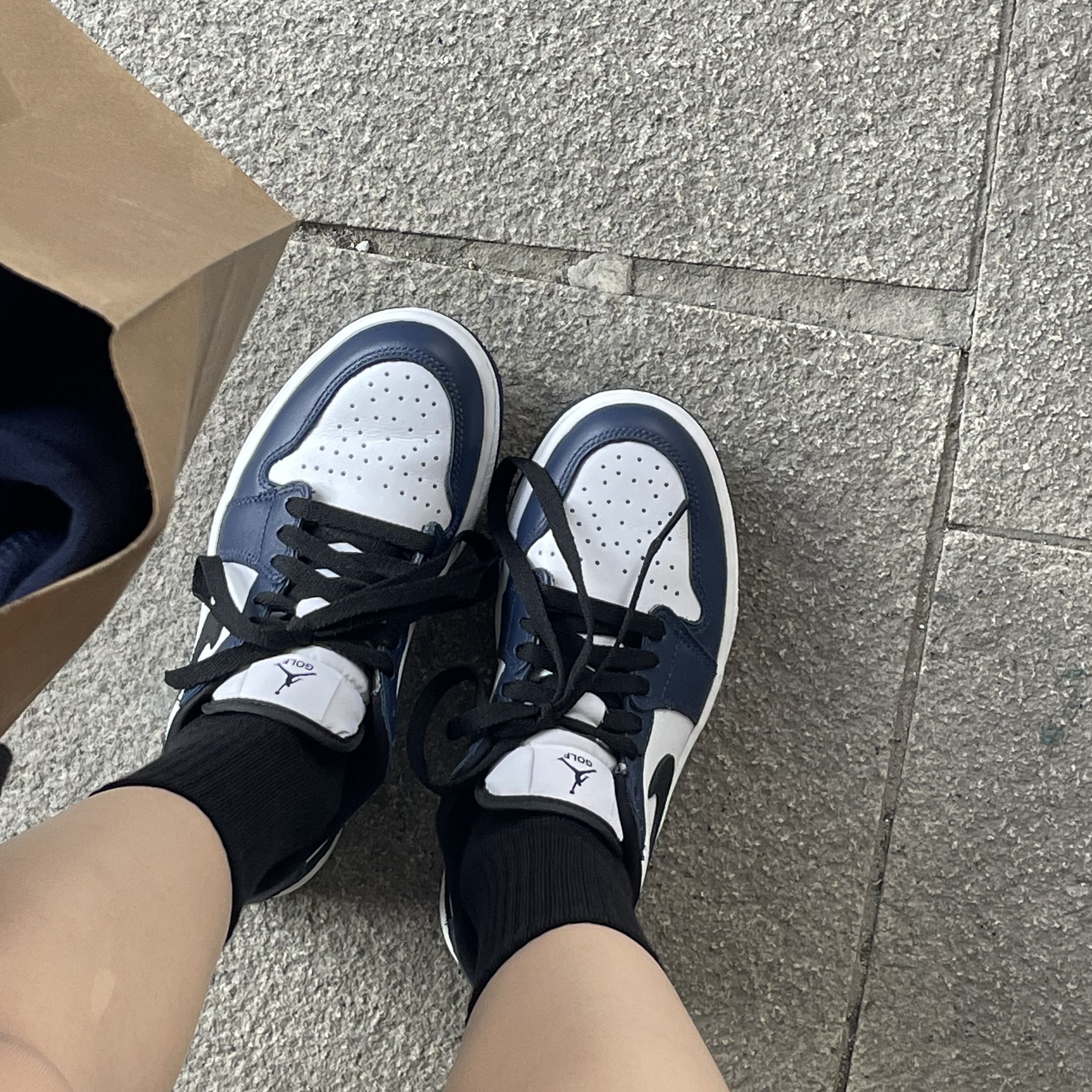 Jordan 1 Low Golf Midnight Navy 착용 스타일