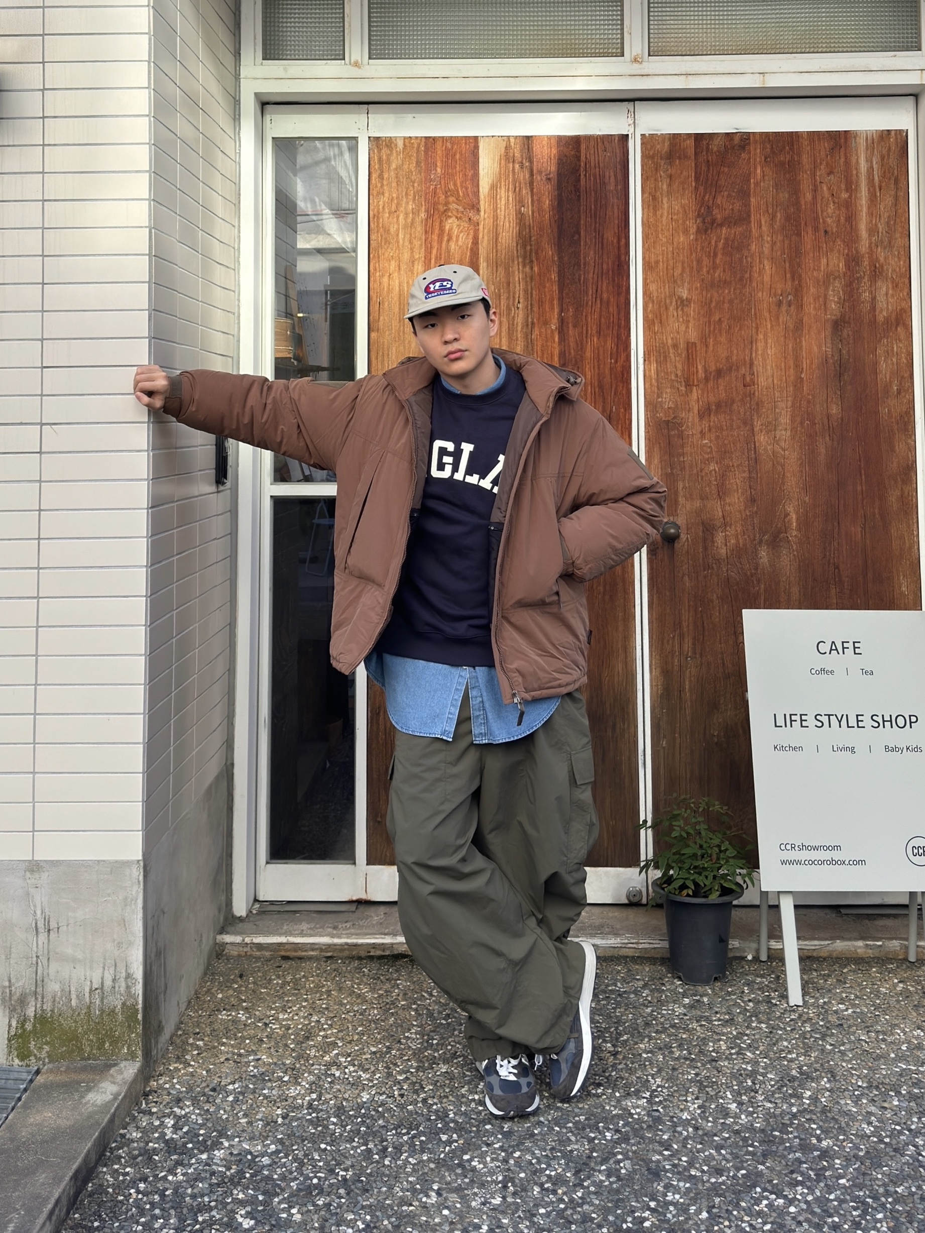New Balance 992 Made in USA Navy 착용 스타일 - 3