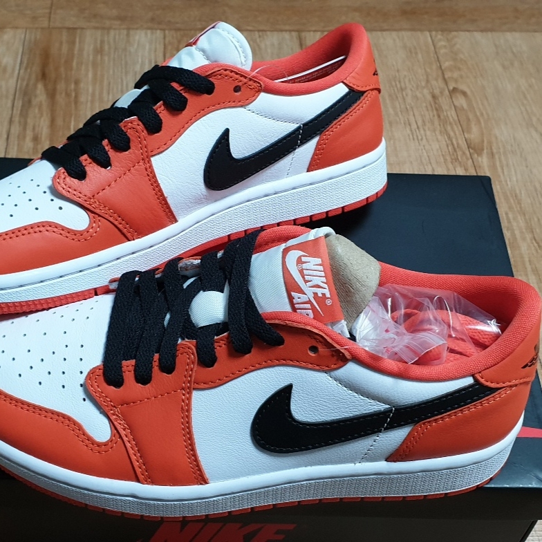 Jordan 1 Low OG Starfish 착용 스타일