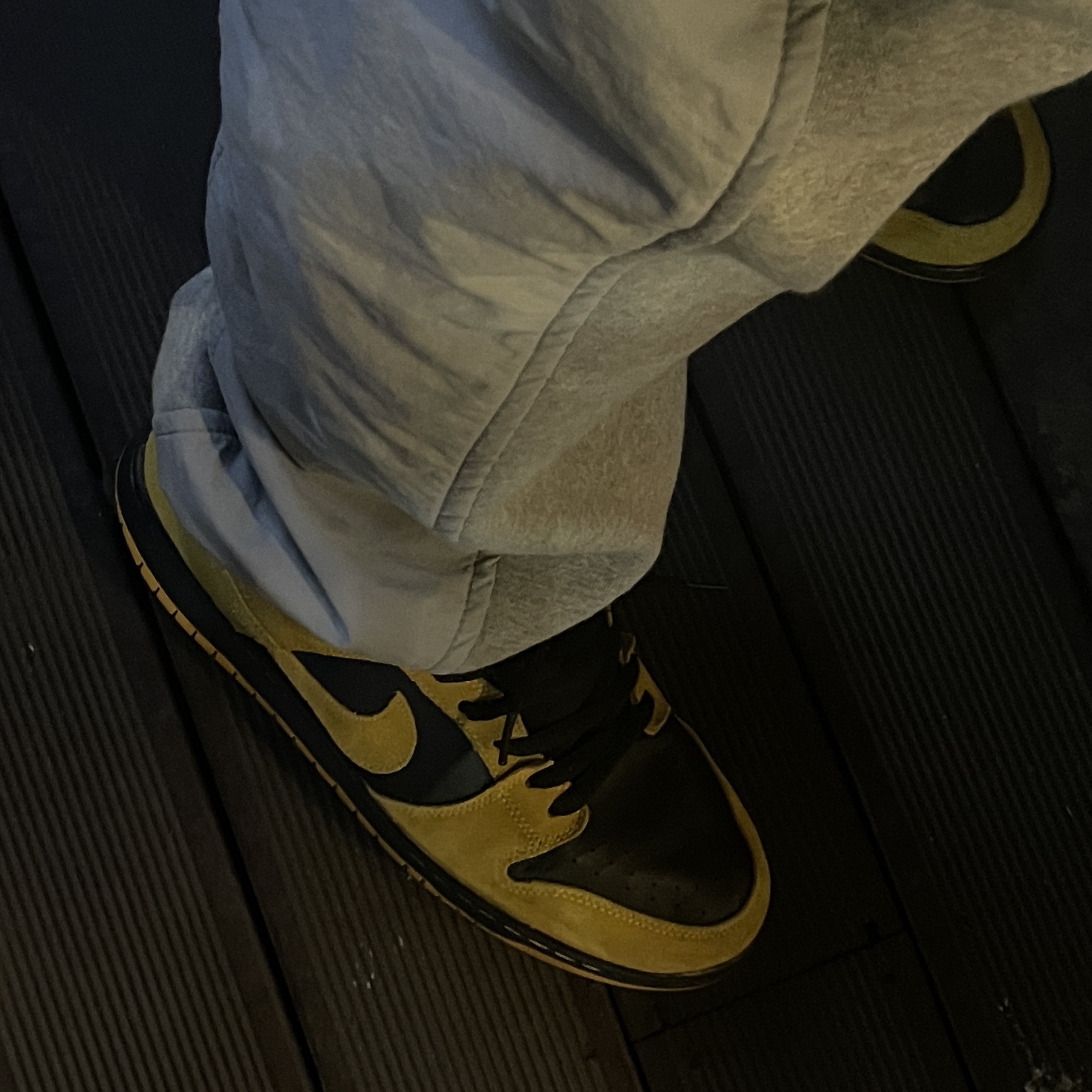 Nike Dunk SB Low Iowa 착용 스타일