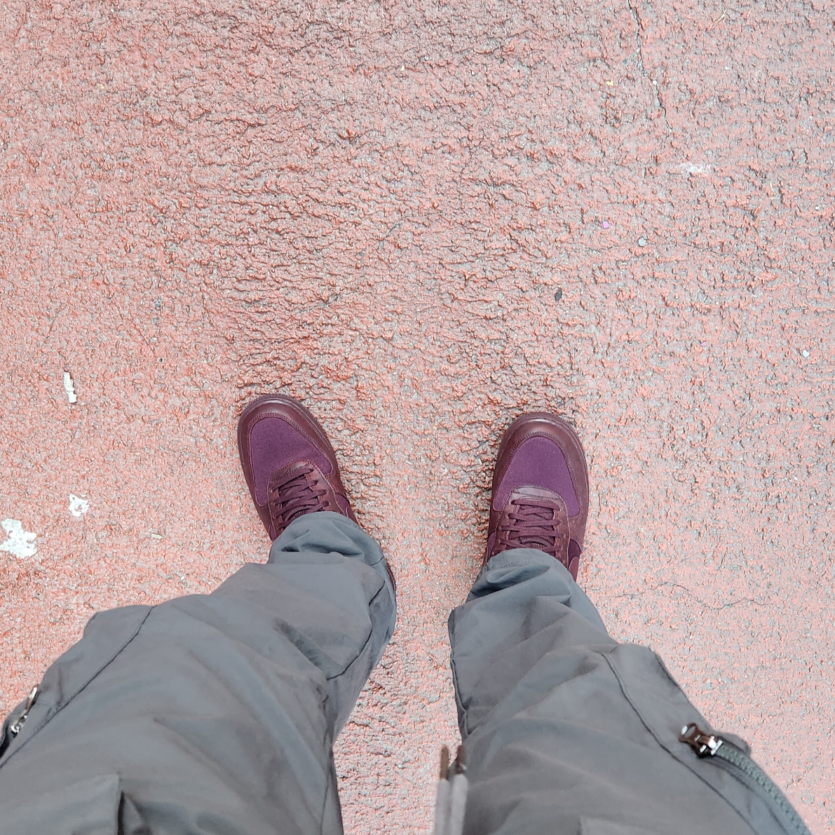 Nike Air Force 1 '07 LX Burgundy Crush 착용 스타일 - 4