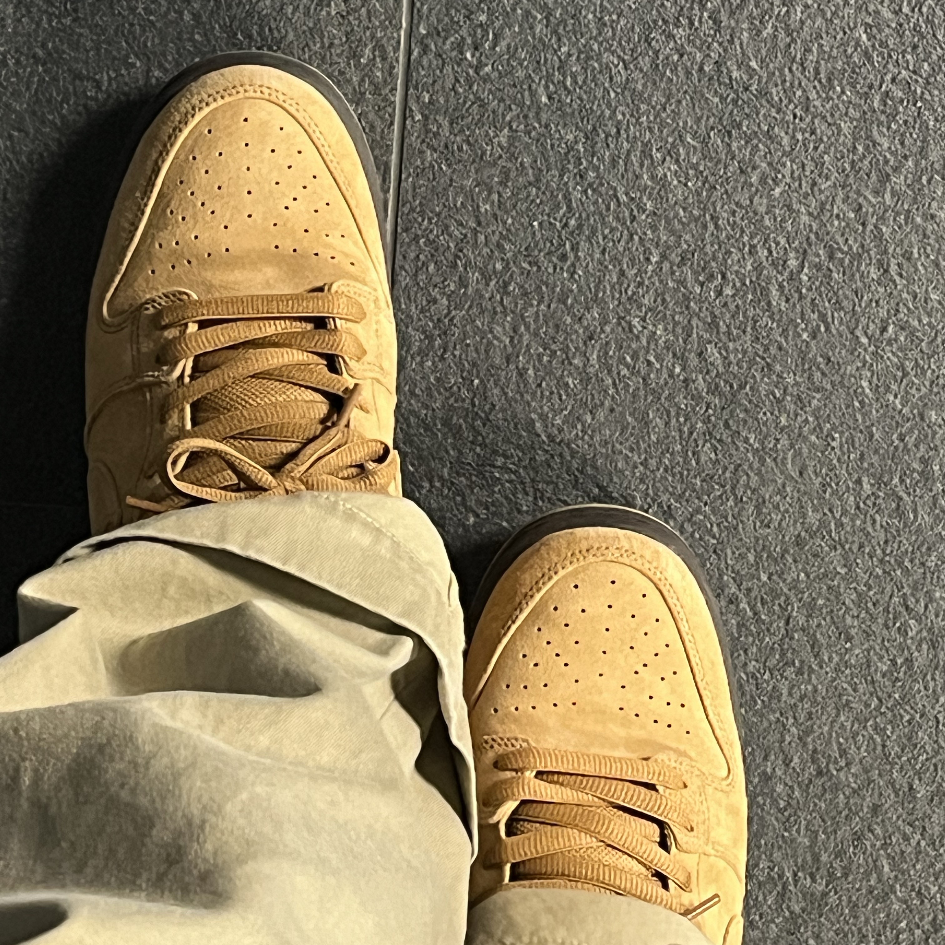Nike SB Dunk Low Pro Wheat 2023 착용 스타일