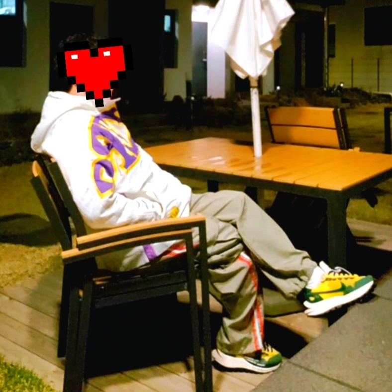 Nike x Sacai VaporWaffle Tour Yellow & Gorge Green Sail, (W) Nike x Ambush NBA Collection Lakers Jacket - Asia 착용 스타일 - 1