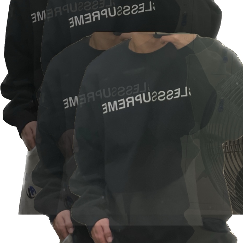 Supreme x Bless Crewneck Black - 23FW 착용 스타일