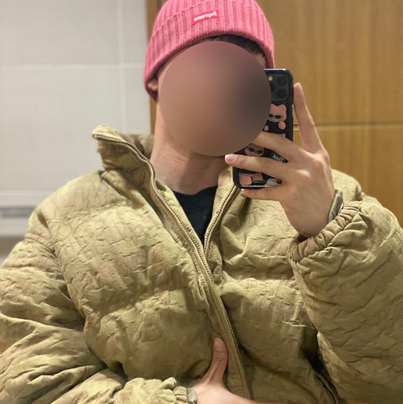 Supreme Fat Tip Jacquard Denim Puffer Jacket Olive - 22SS 착용 스타일