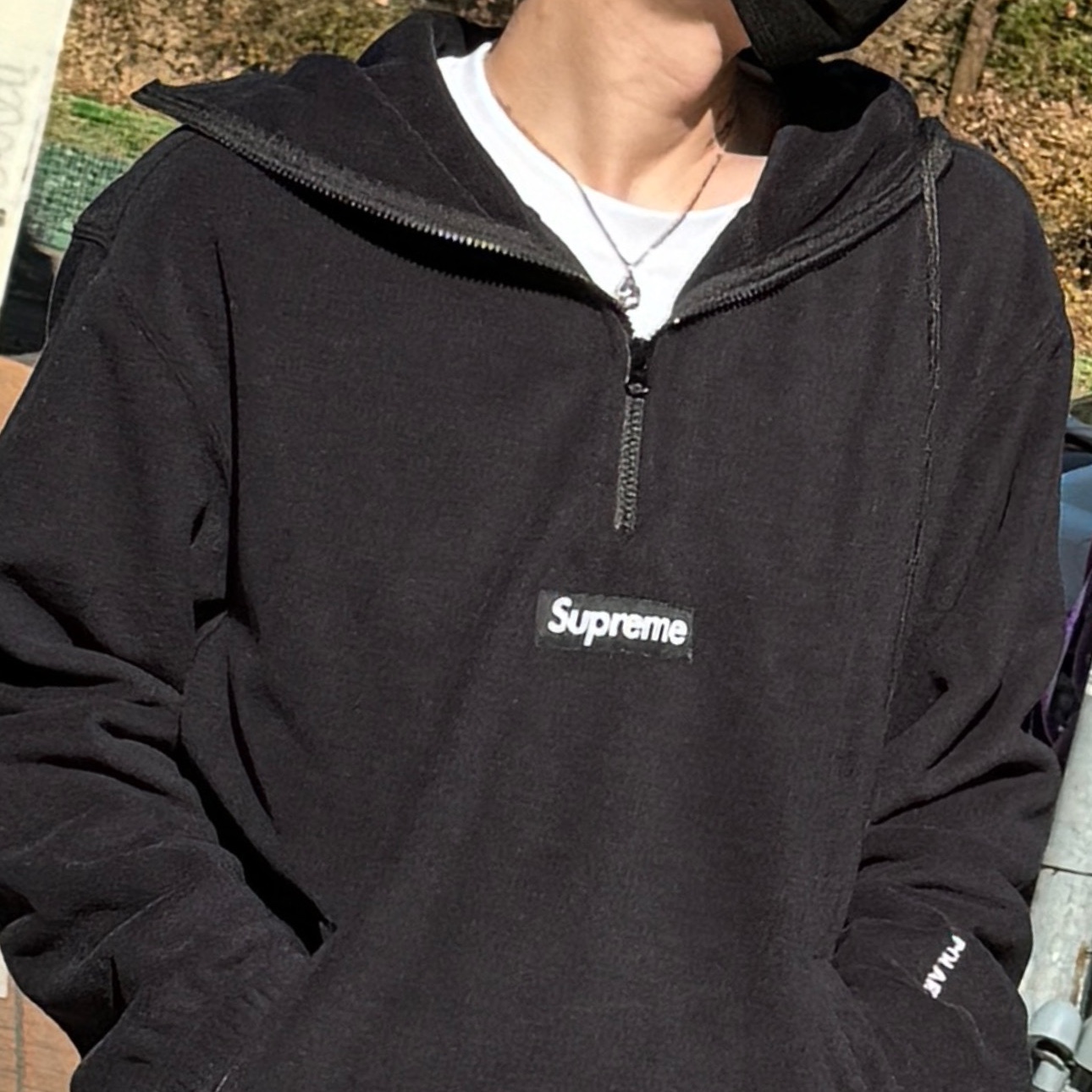 Supreme Polartec Facemask Half Zip Hooded Sweatshirt Black - 23FW 착용 스타일 - 2