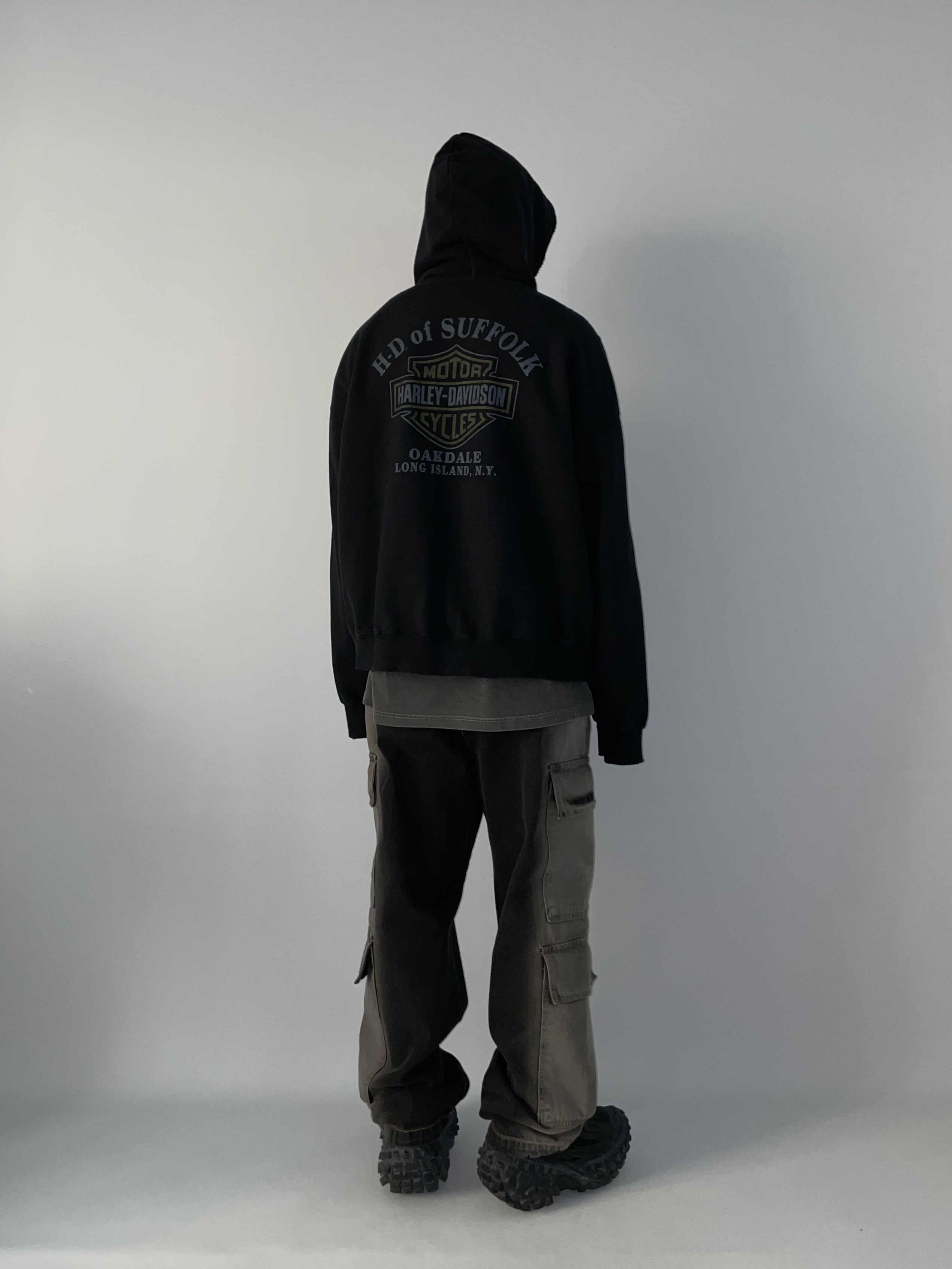 Balenciaga Defender Sneakers Black 착용 스타일 - 3