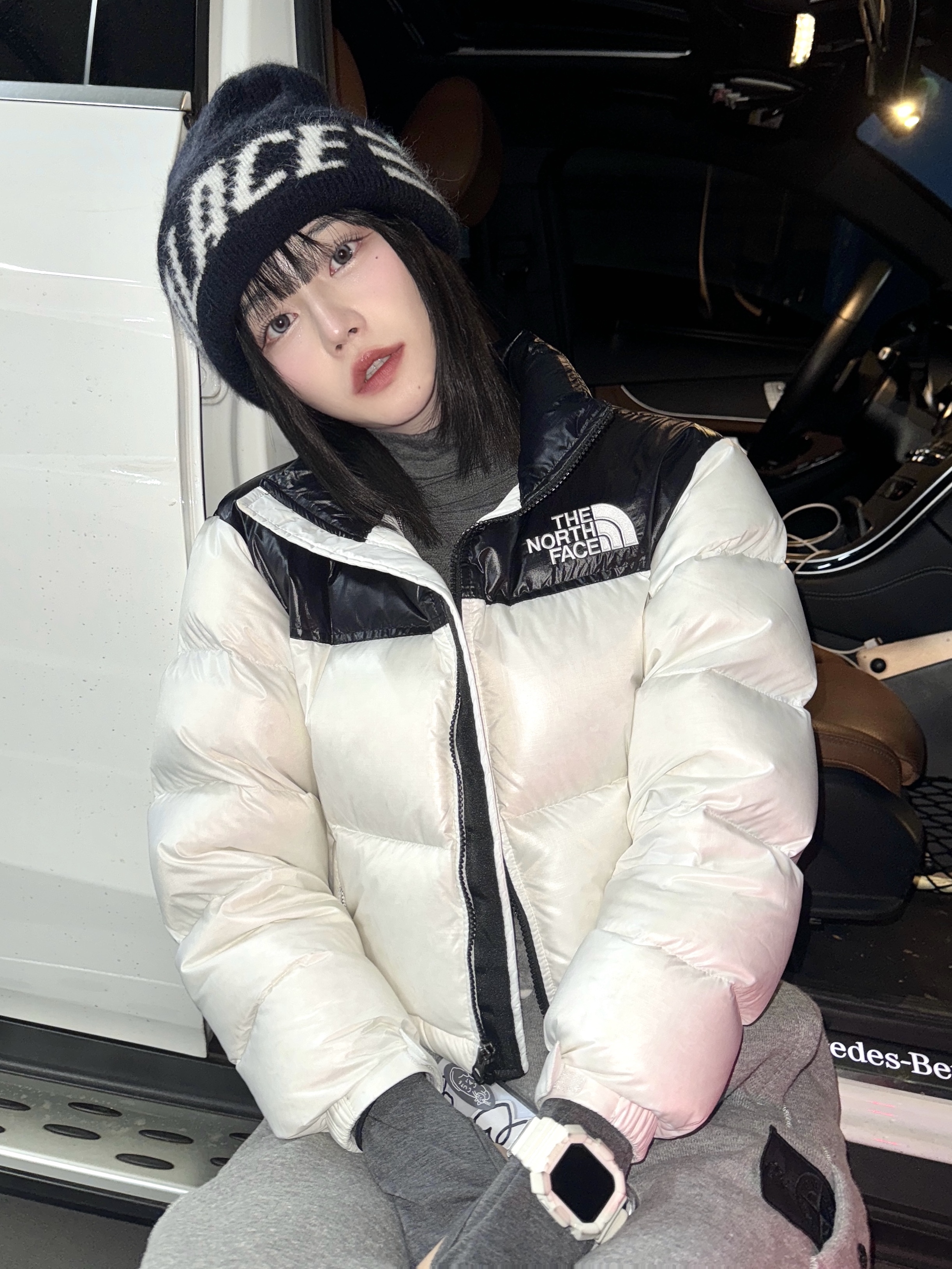 Palace x Y-3 Beanie Black White - 22FW, (W) The North Face White Label Nuptse Short Jacket White 착용 스타일 - 1