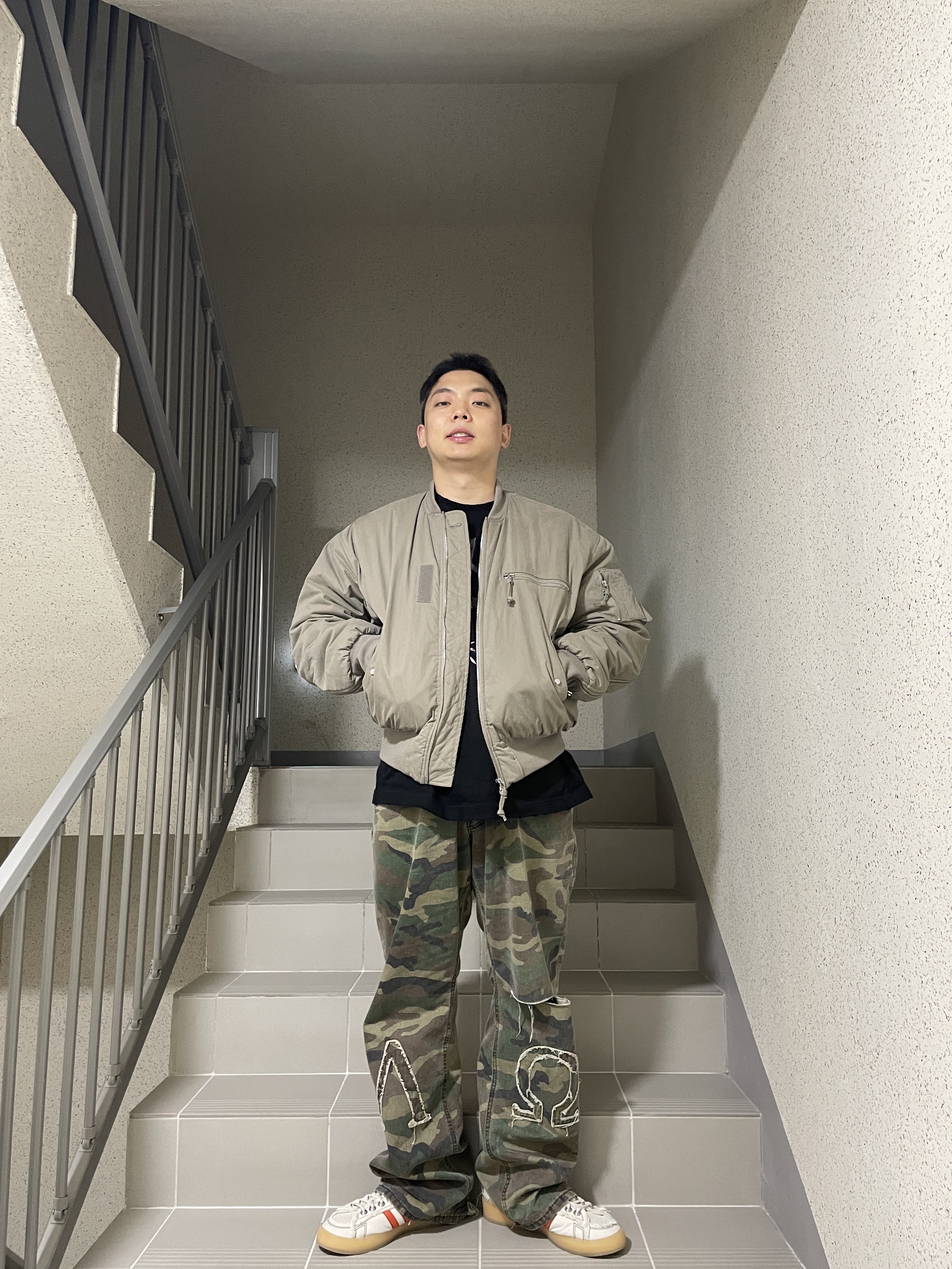 Adidas x Song for the Mute Campus 80s Bliss Core Black 착용 스타일 - 2