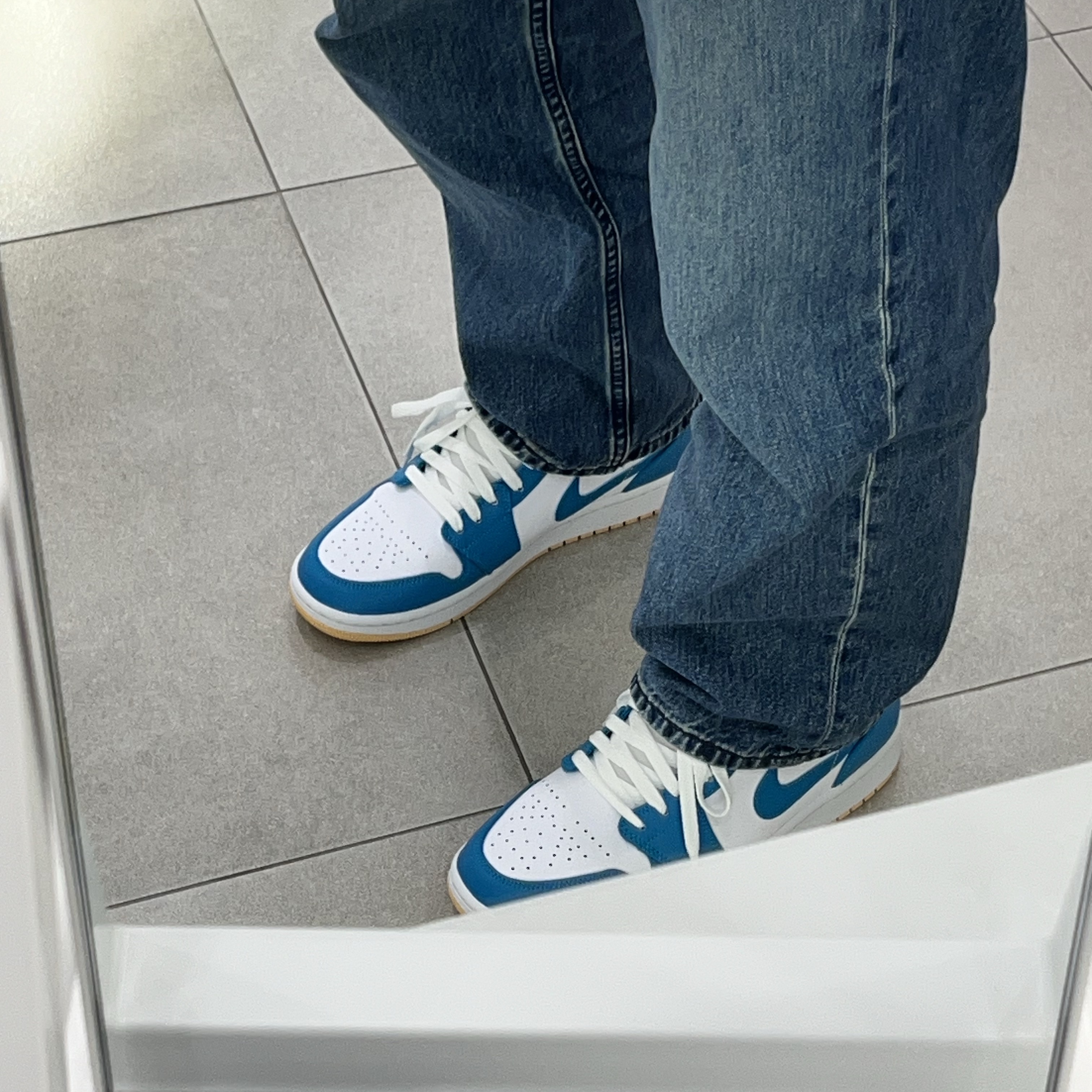 Jordan 1 Mid Aquatone 착용 스타일 - 1
