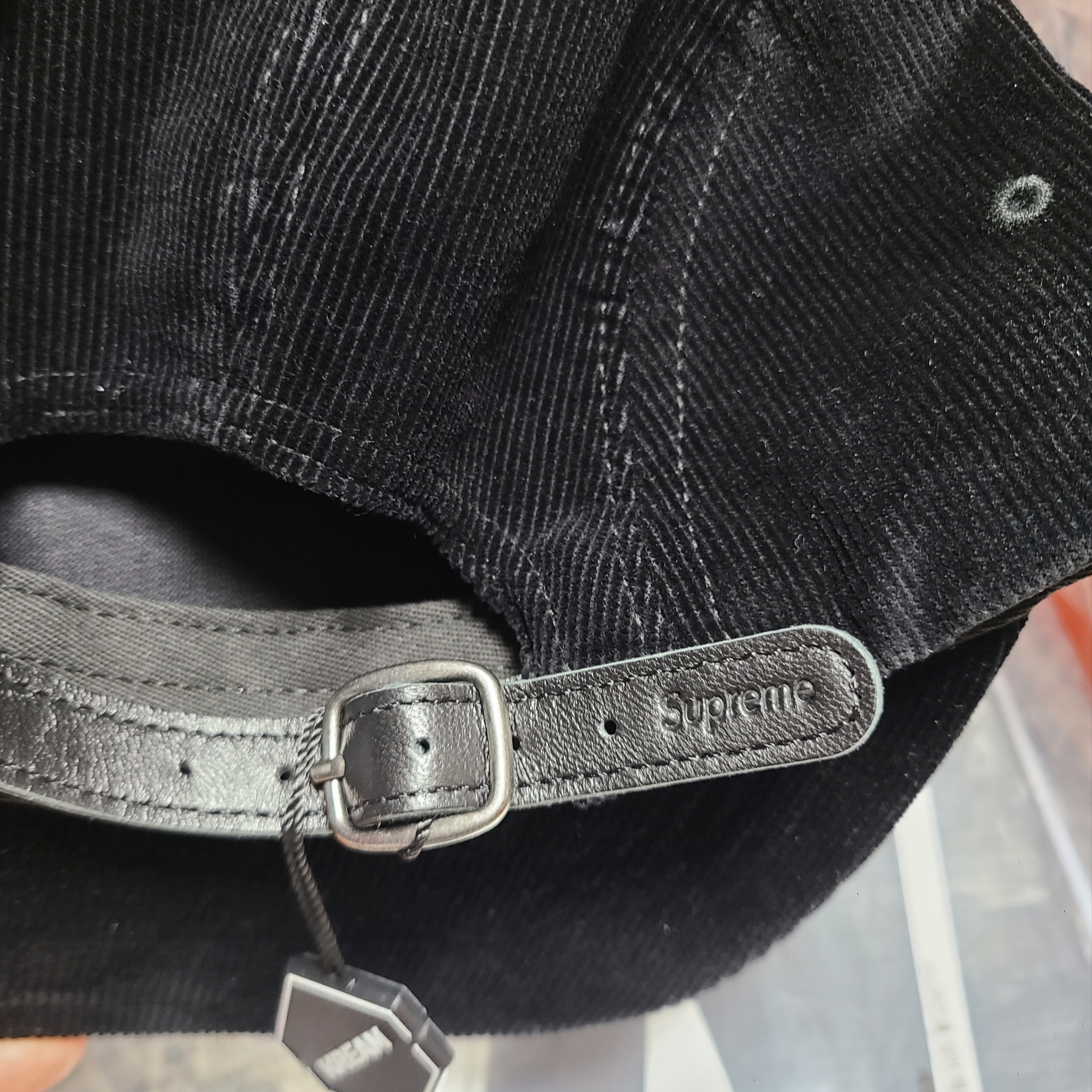 Supreme Corduroy Camp Cap Black - 23FW 착용 스타일 - 2