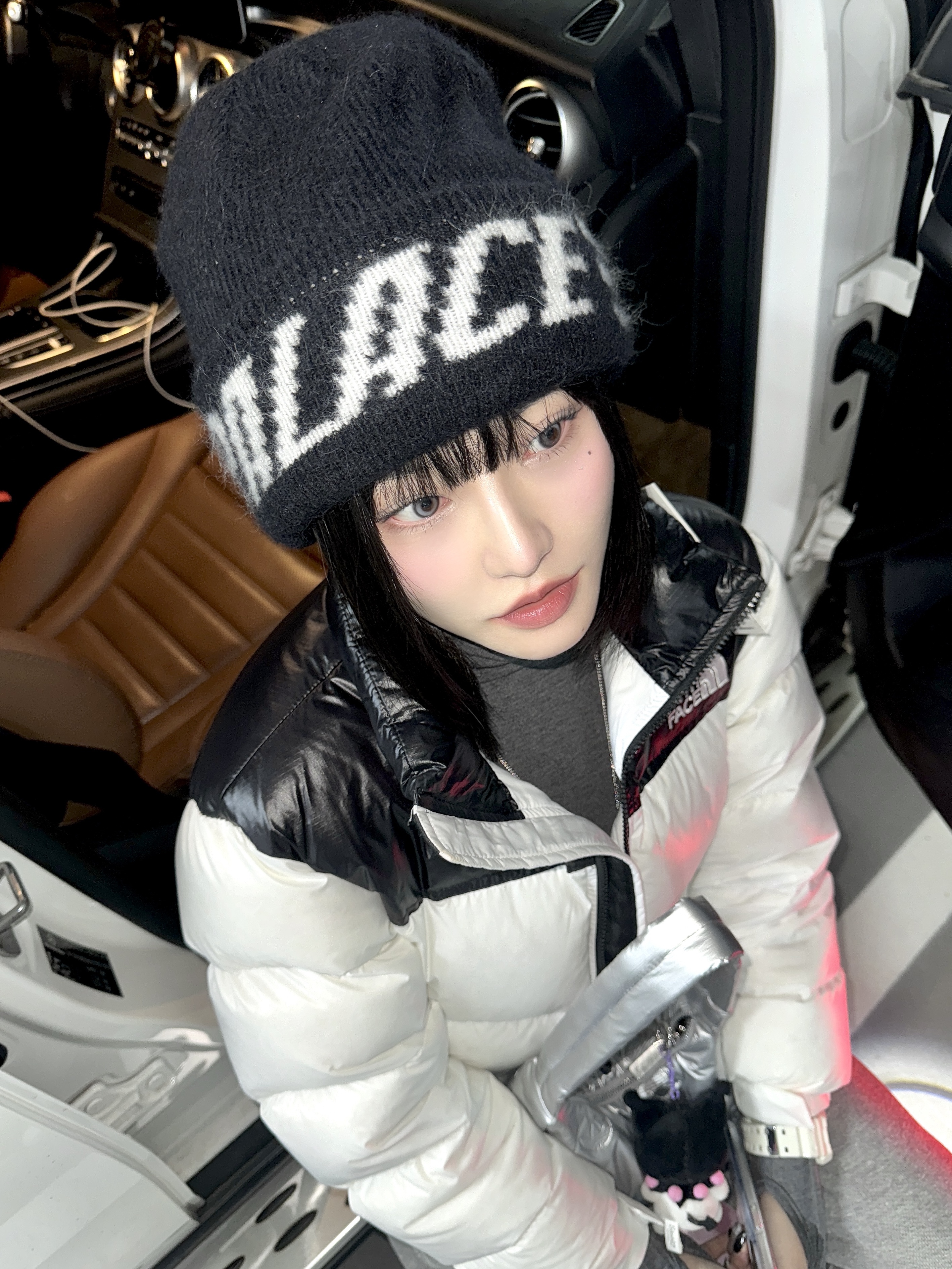 Palace x Y-3 Beanie Black White - 22FW, (W) The North Face White Label Nuptse Short Jacket White 착용 스타일 - 2
