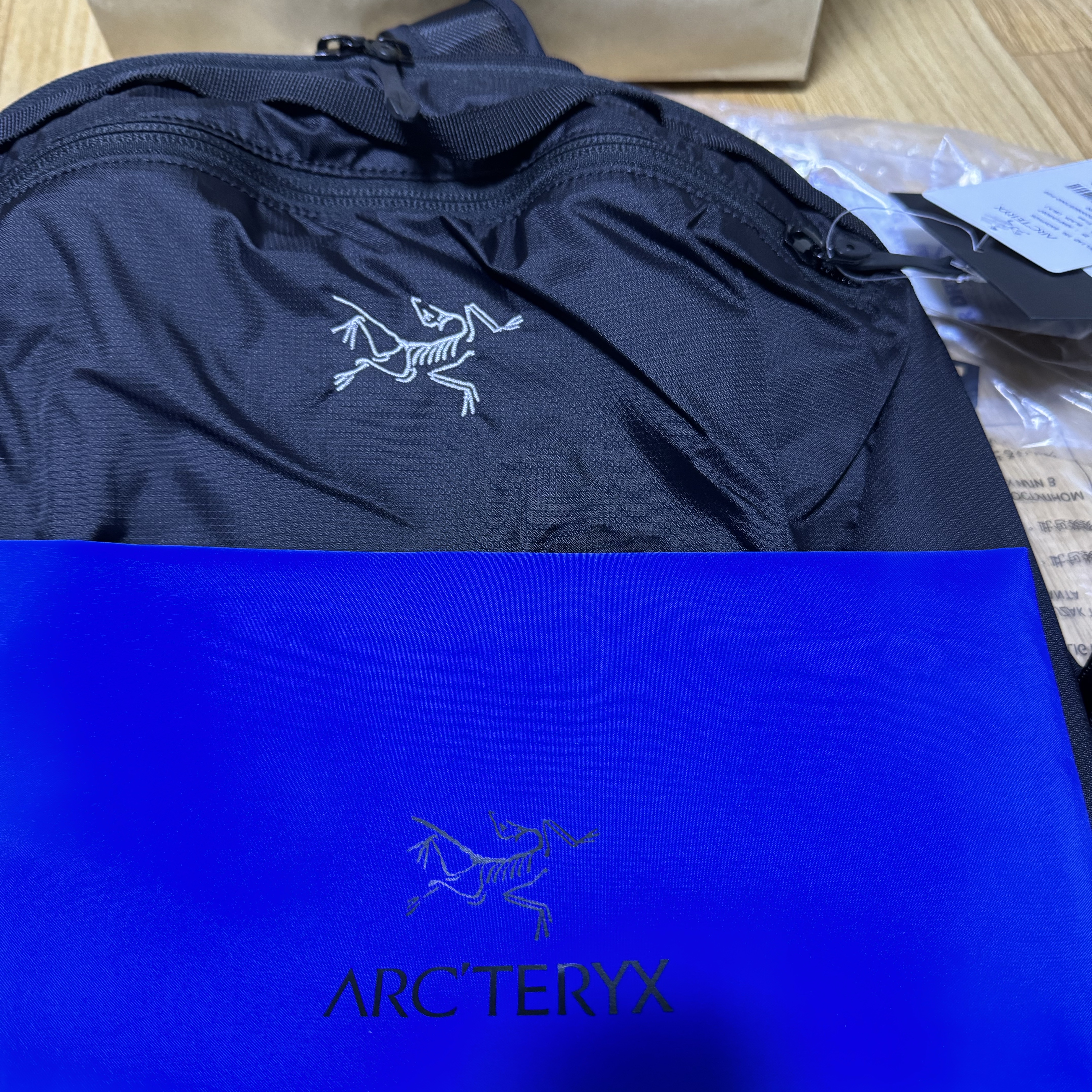 Arc'teryx Heliad 15 Backpack Black 착용 스타일 - 2