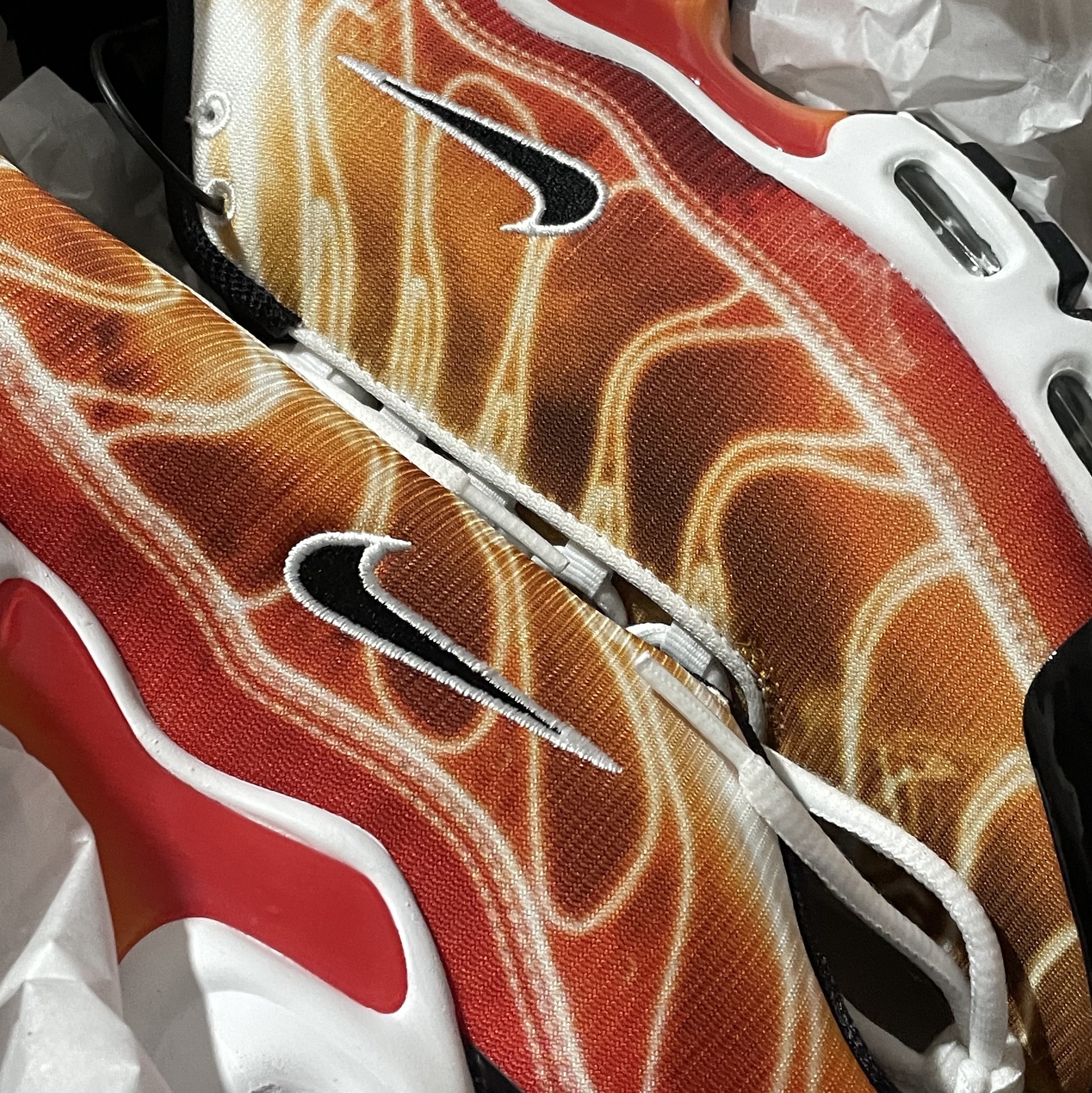 Nike Air Max Plus Light Photography 착용 스타일