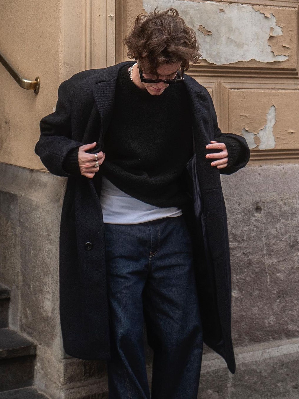 Zara x Ader Error Wool Blend Oversize Coat Black, Undermycar Legion.02 Balmacaan Oversized Wool Coat Black 착용 스타일 - 2