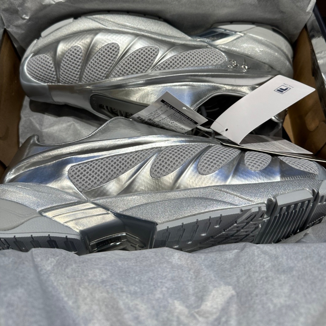 Fila x Thug Club Replica 2002 Grey White 착용 스타일