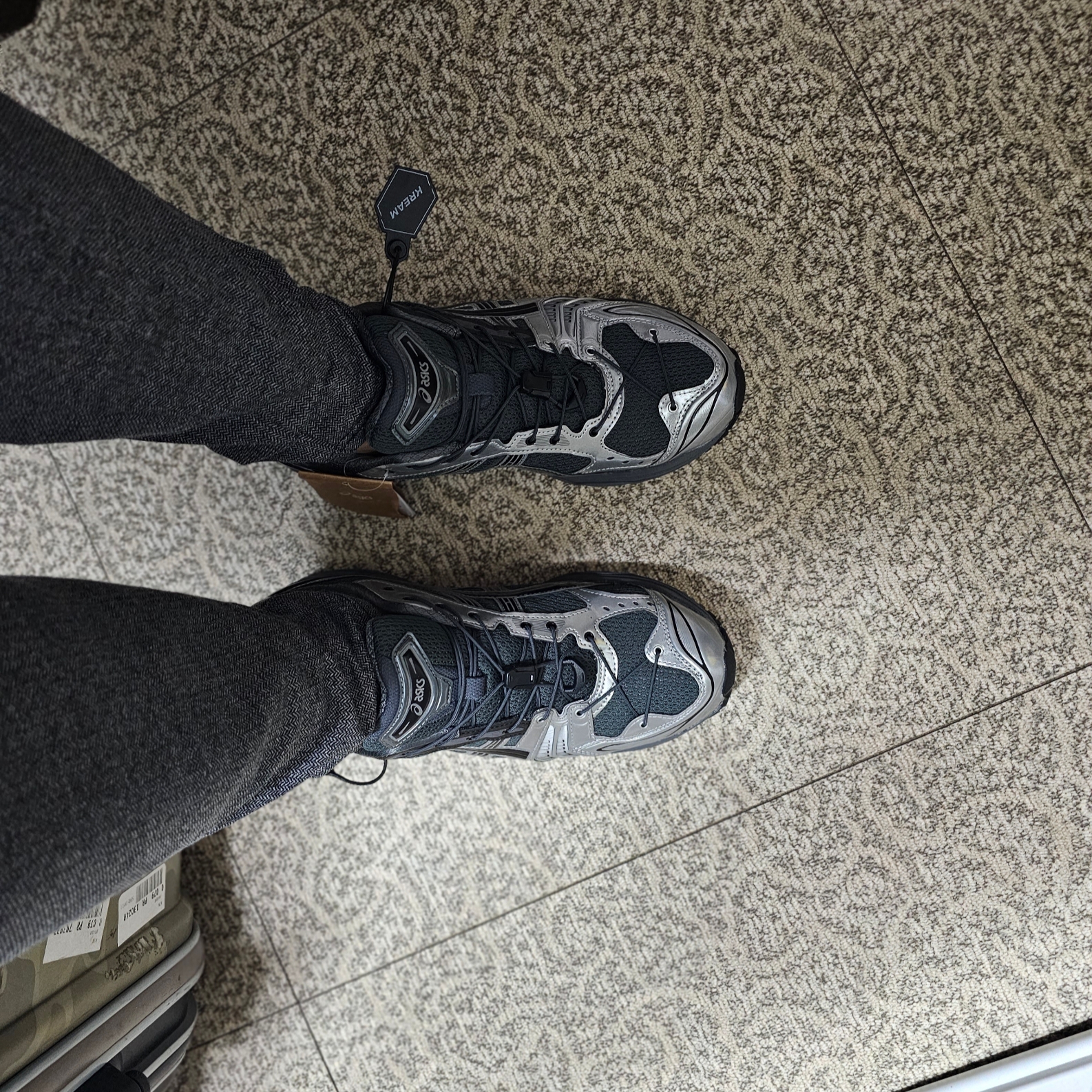 Asics x Unaffected Gel-Kayano 14 Silver Moon 착용 스타일
