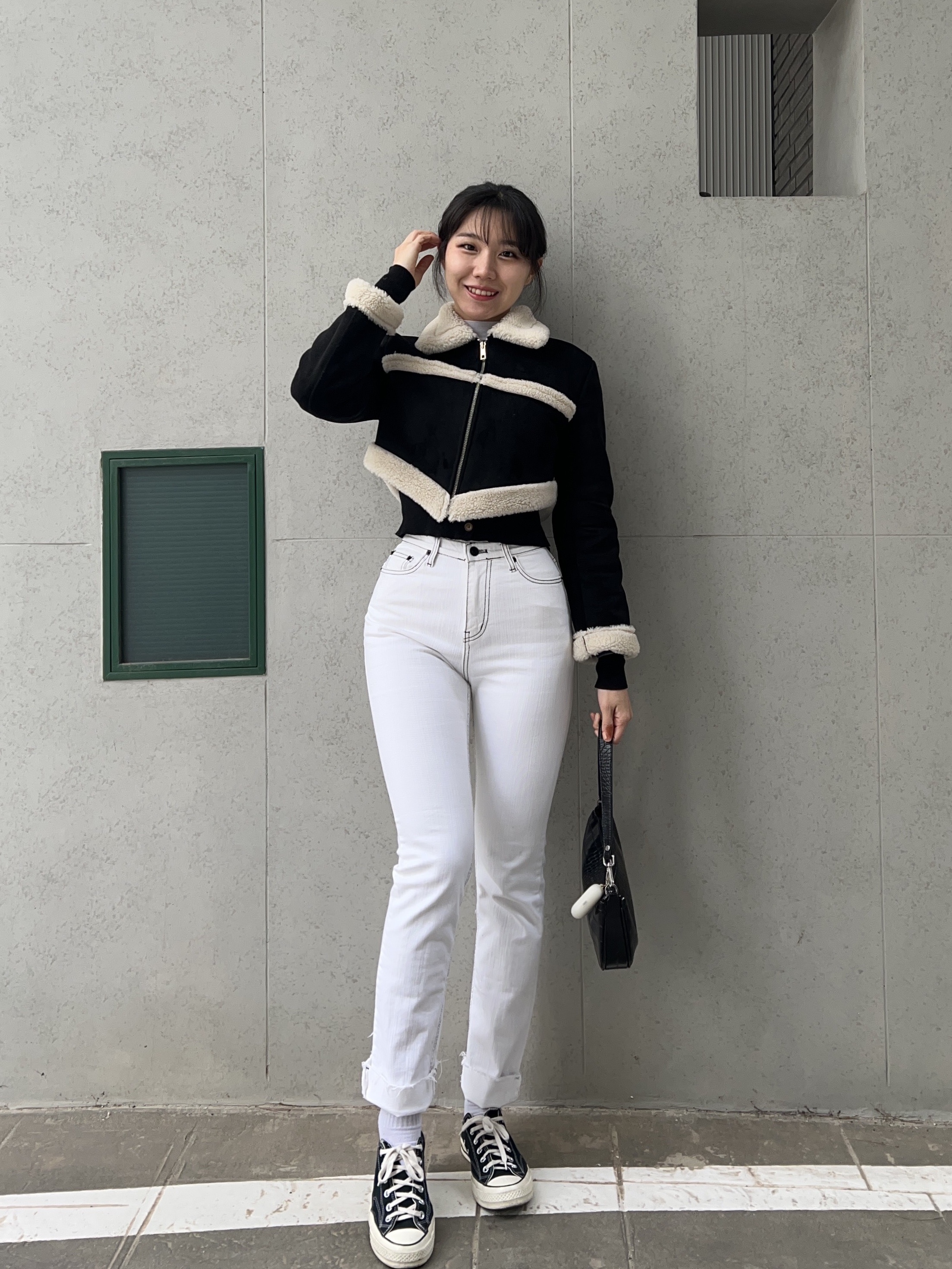 Converse Chuck 70 Ox Black - Standard, (W) Vivienne Westwood Bea Cropped Cardigan Black 착용 스타일 - 2