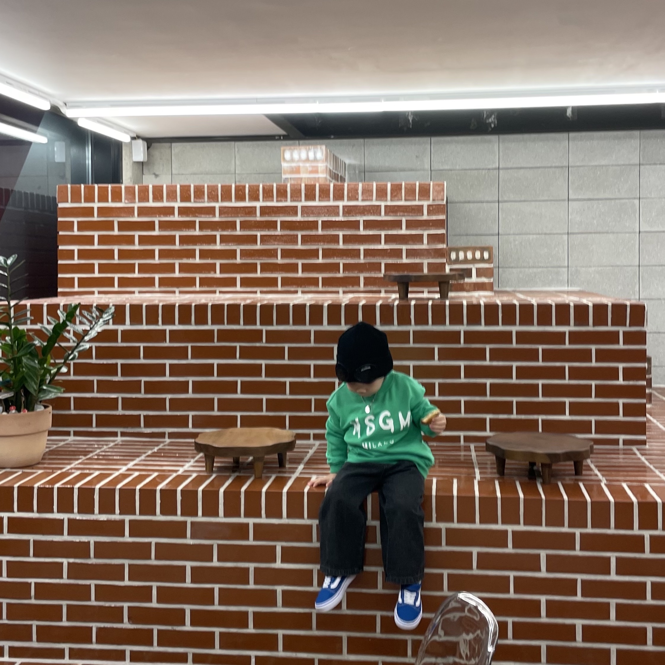 🩷❤️🧡💛💚🩵💙💜🖤🩶🤍🤎님의 스타일