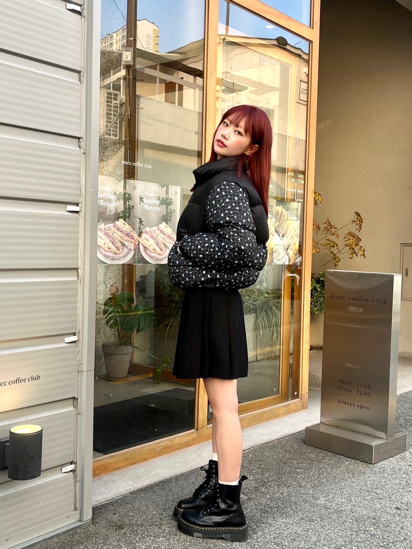 insta @smooshsol 👩🏻‍🦰🩷님의 스타일 - 1