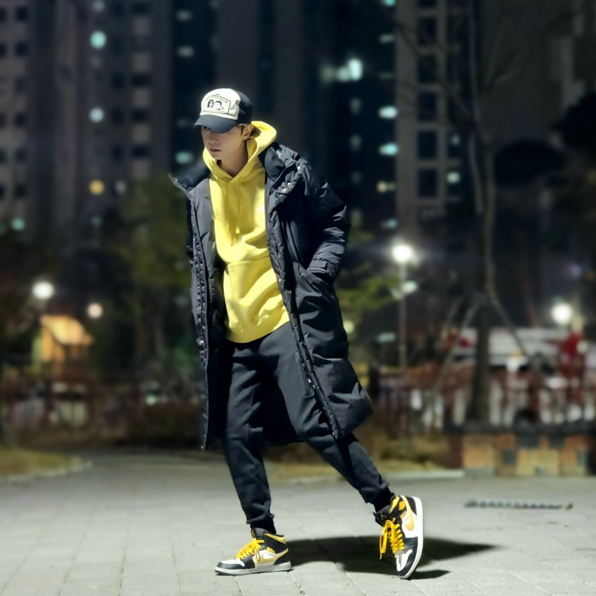 Nike NSW Club Fleece Pullover Hoodie Vivid Sulfur - US/EU, (GS) Jordan 1 Mid Pollen 착용 스타일 - 1