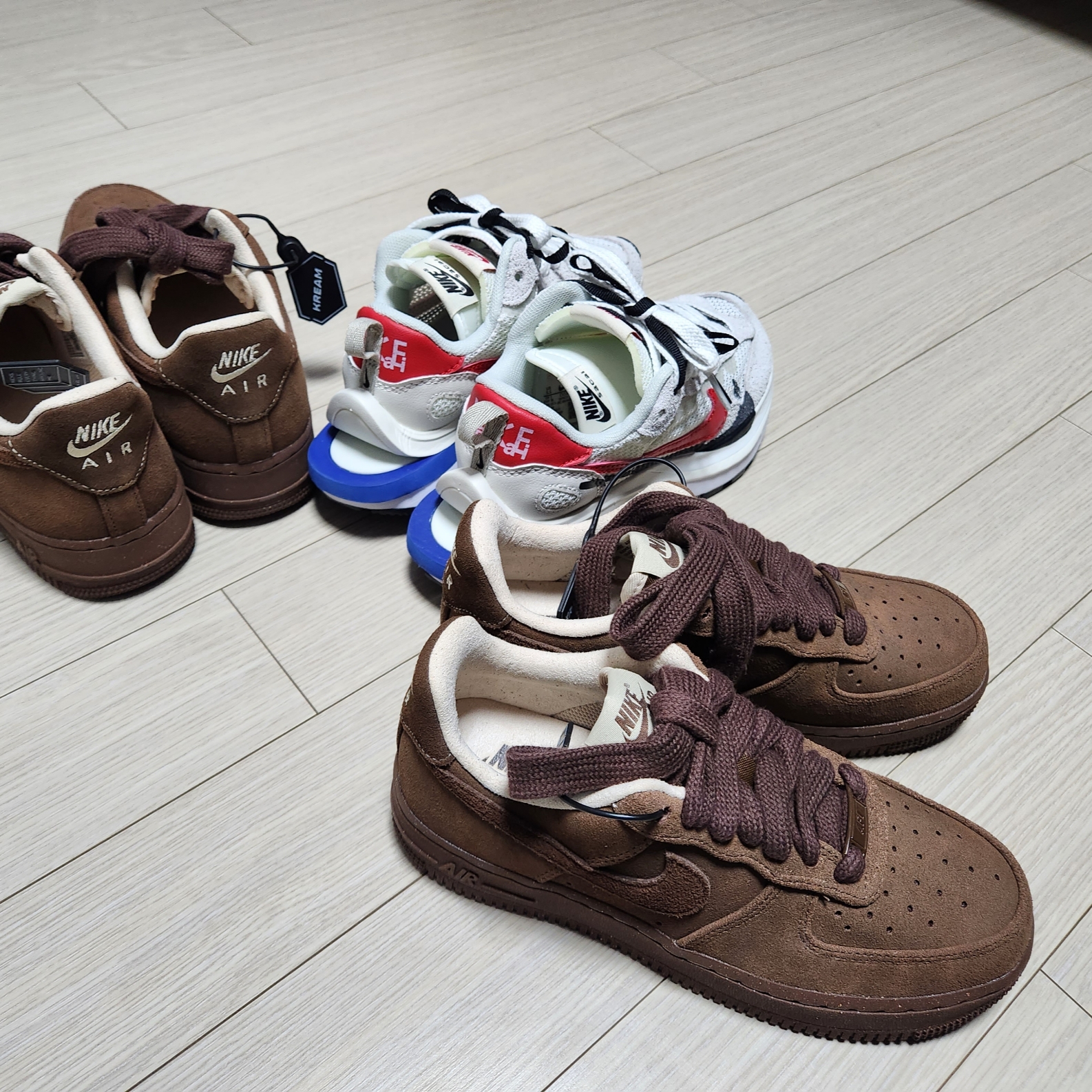 (W) Nike Air Force 1 '07 Cacao Wow 착용 스타일
