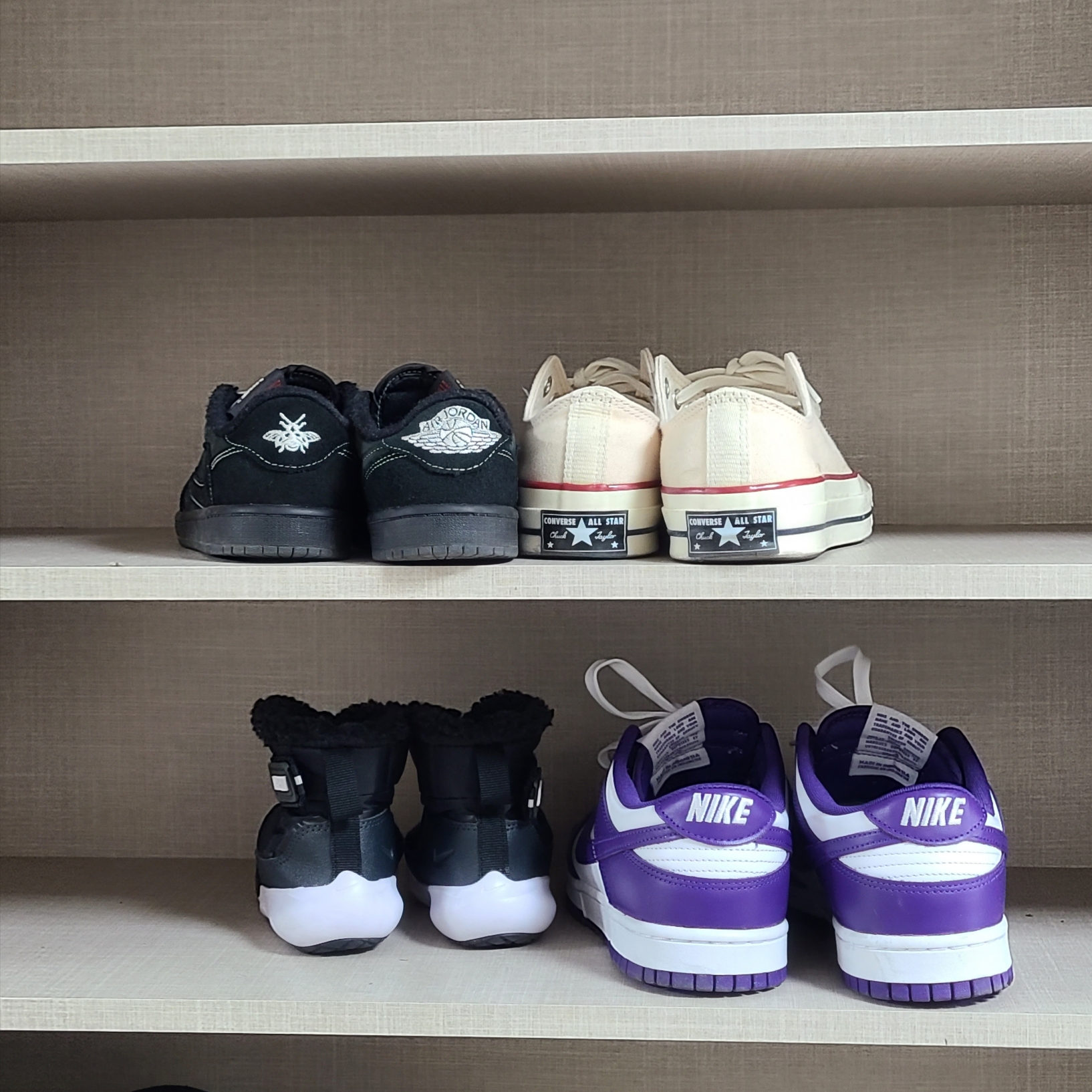(PS) Jordan 1 x Travis Scott Retro Low OG SP Black Phantom, Converse Chuck 70 Ox Parchment 착용 스타일