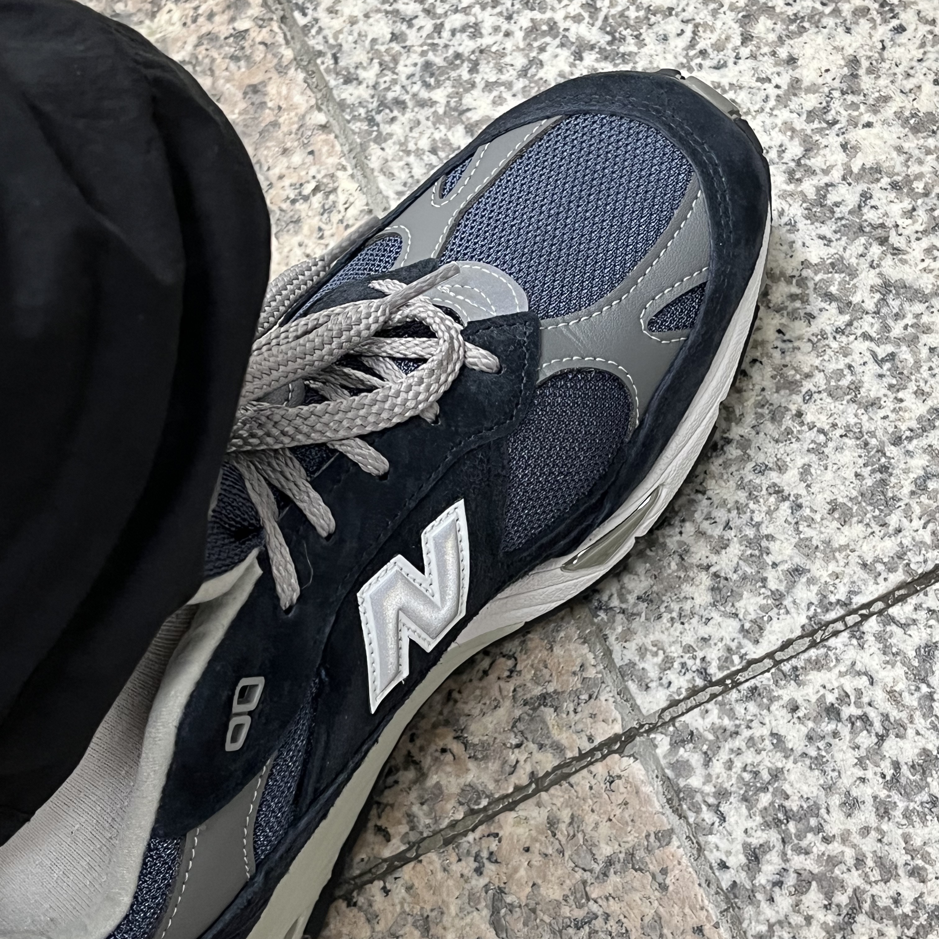 New Balance 991 Made in UK Navy 착용 스타일