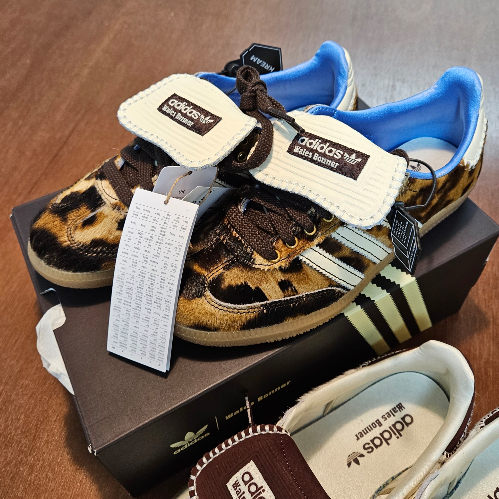 Adidas x Wales Bonner Pony Tonal Samba Core Black Cream White, Adidas x Wales Bonner Pony Leo Samba Dark Brown Cream White 착용 스타일 - 5