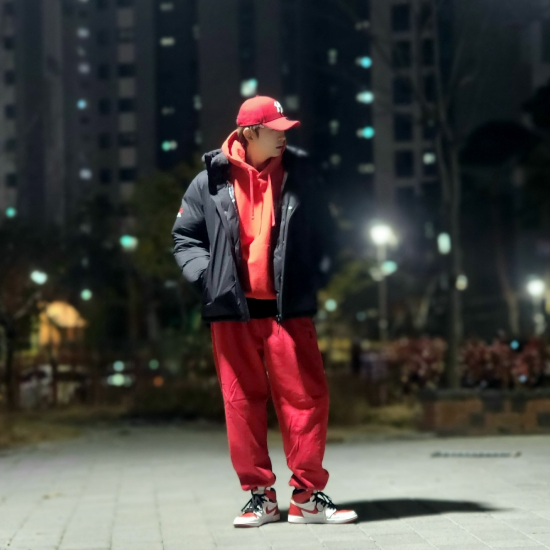 Stussy Beach Roots Hoodie Red, (GS) Jordan 1 Retro High OG Heritage 착용 스타일 - 7