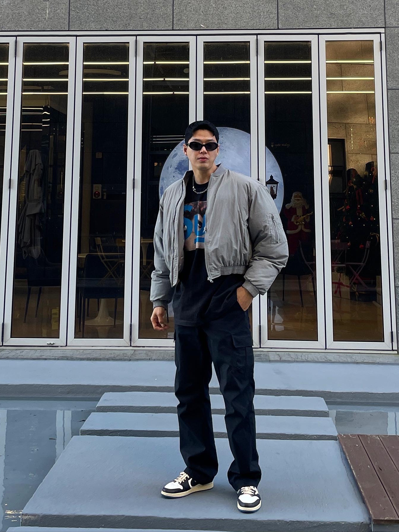Gentle Monster x Maison Margiela MM005 Black Black, Supreme x Undercover Face T-Shirt Black - 23SS 착용 스타일 - 3