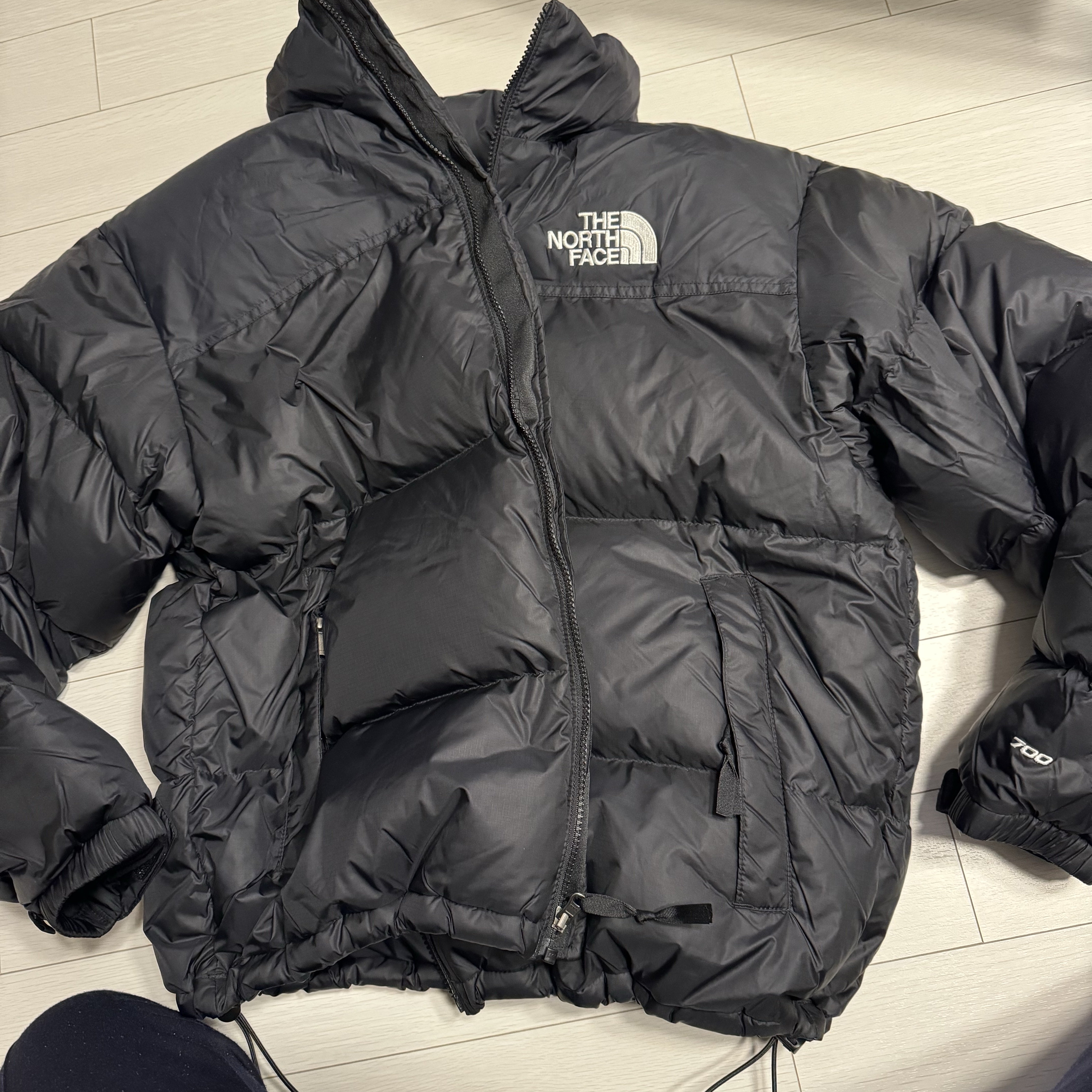 The North Face 1996 Retro Nuptse Down Jacket TNF Black 착용 스타일