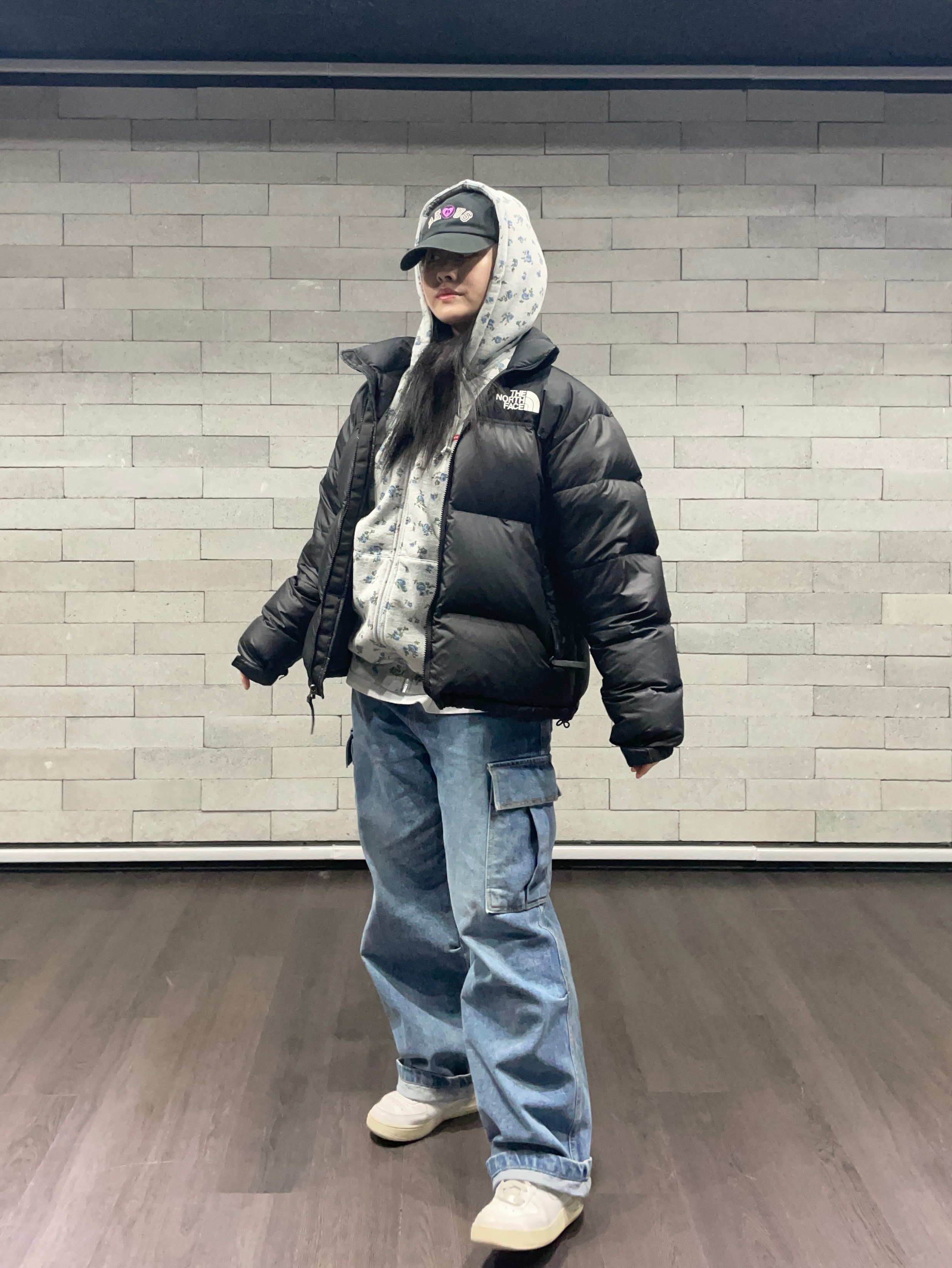 The North Face 1996 Eco Nuptse Jacket Black, Supreme Small Box Zip Up Hooded Sweatshirt Flowers - 23FW 착용 스타일 - 1