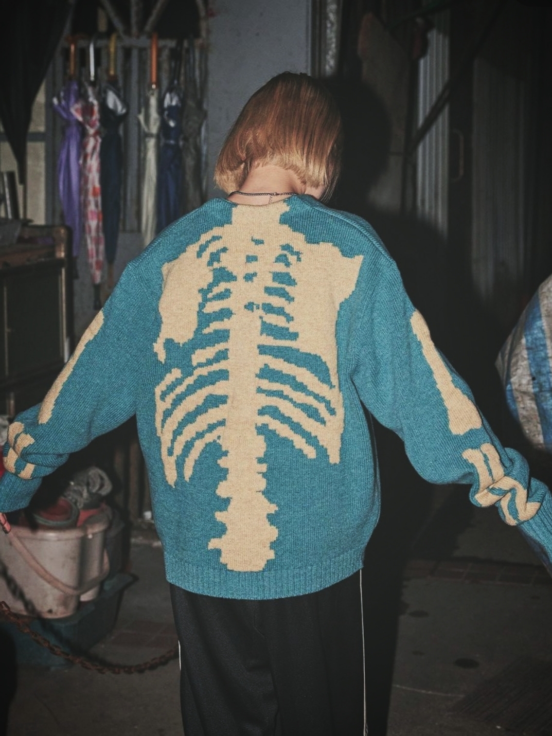 Kapital 5G Wool Bone Short Cardigan Saxophone 착용 스타일