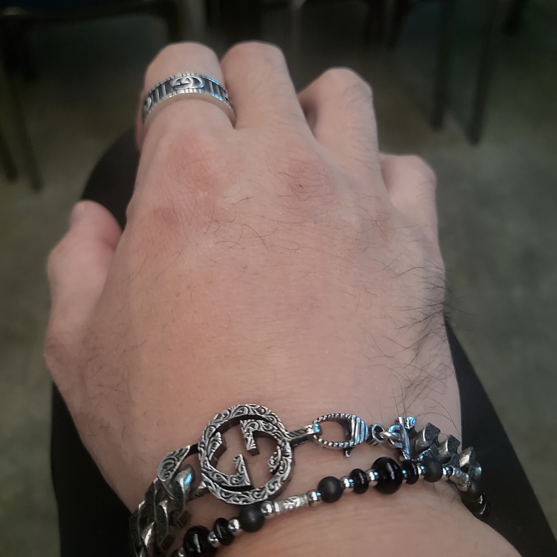 Gucci Interlocking G Chain Bracelet In Silver Silver, Scudo Garden Karen Beads Bracelet Black 착용 스타일 - 1
