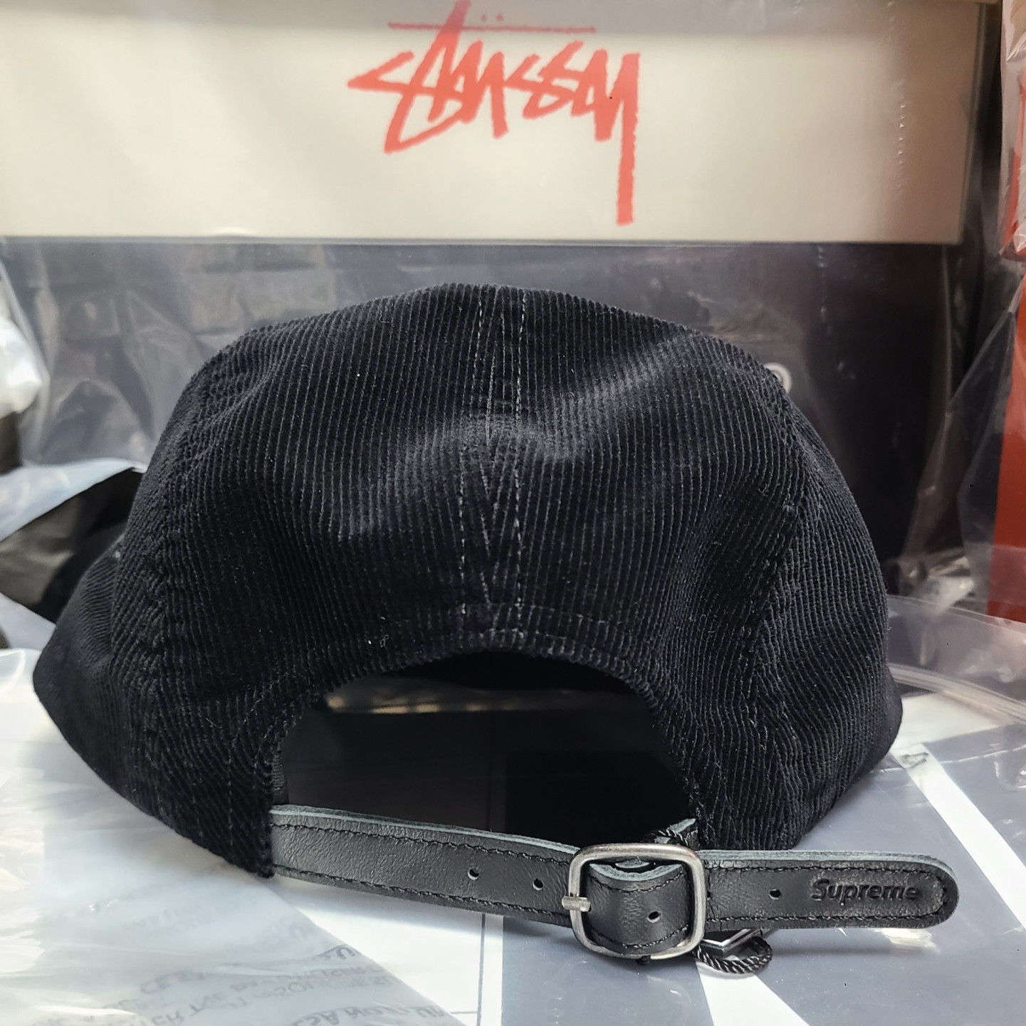 Supreme Corduroy Camp Cap Black - 23FW 착용 스타일 - 3