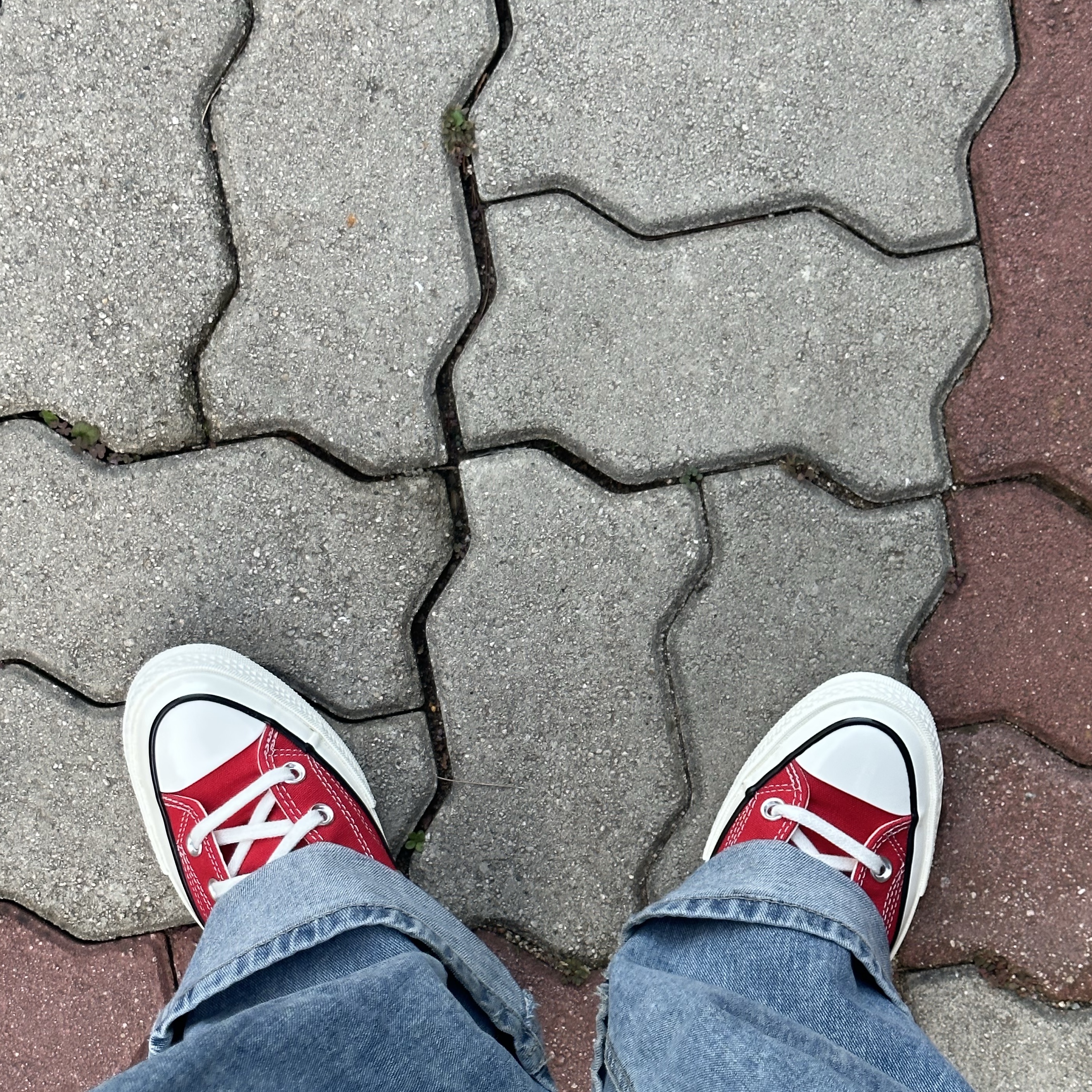 Converse Chuck 70 High Vintage Canvas Enamel Red 착용 스타일 - 2