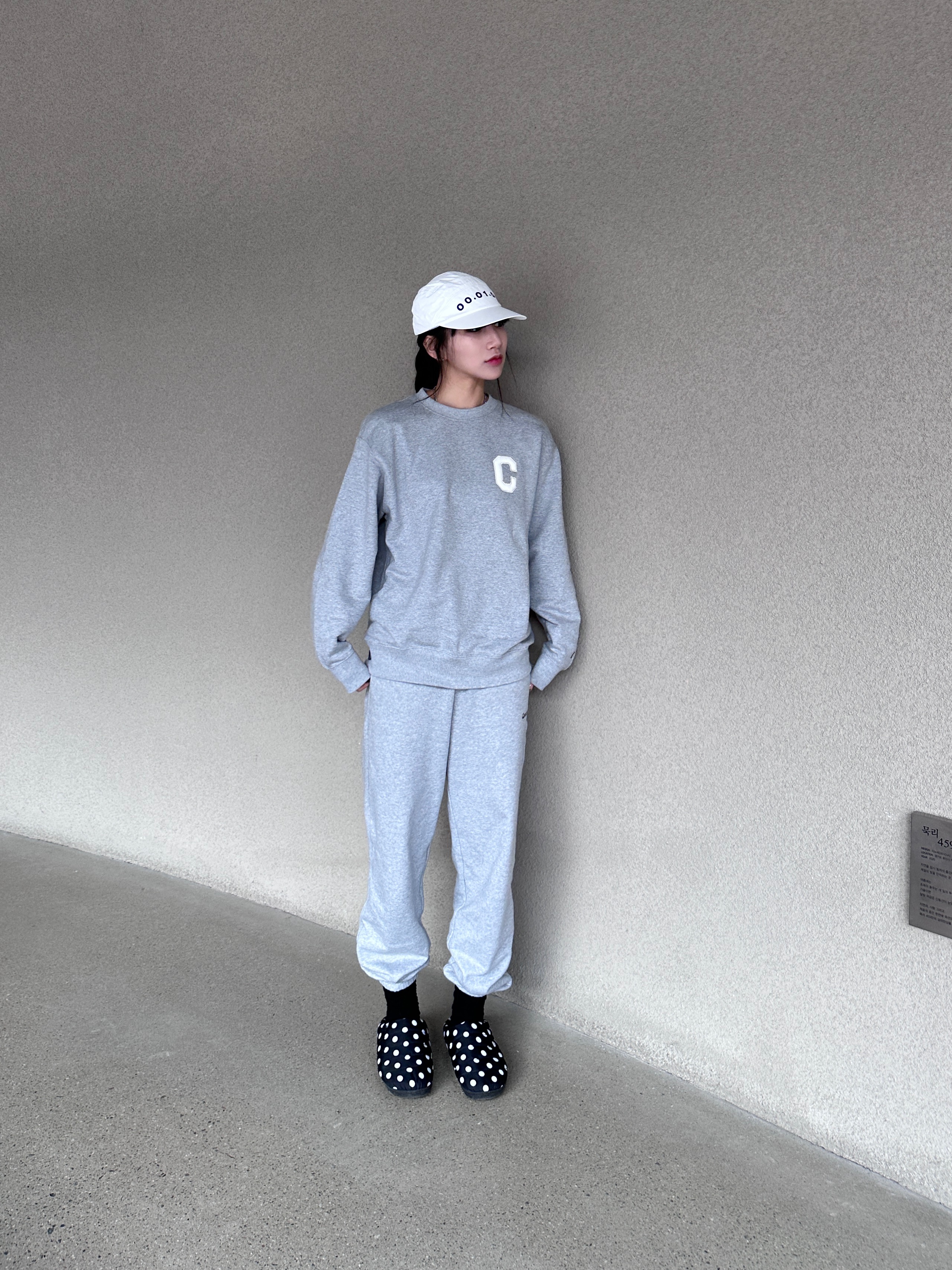 Subu Permanent F-Line Dots, Opening Project Numbering Camp Cap Off White 착용 스타일