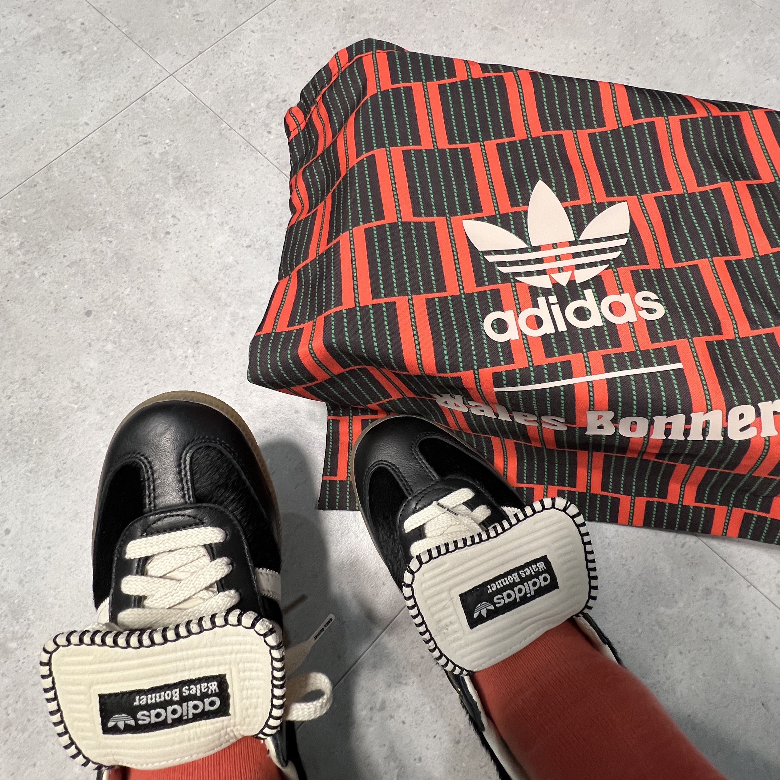 Adidas x Wales Bonner Pony Tonal Samba Core Black Cream White 착용 스타일